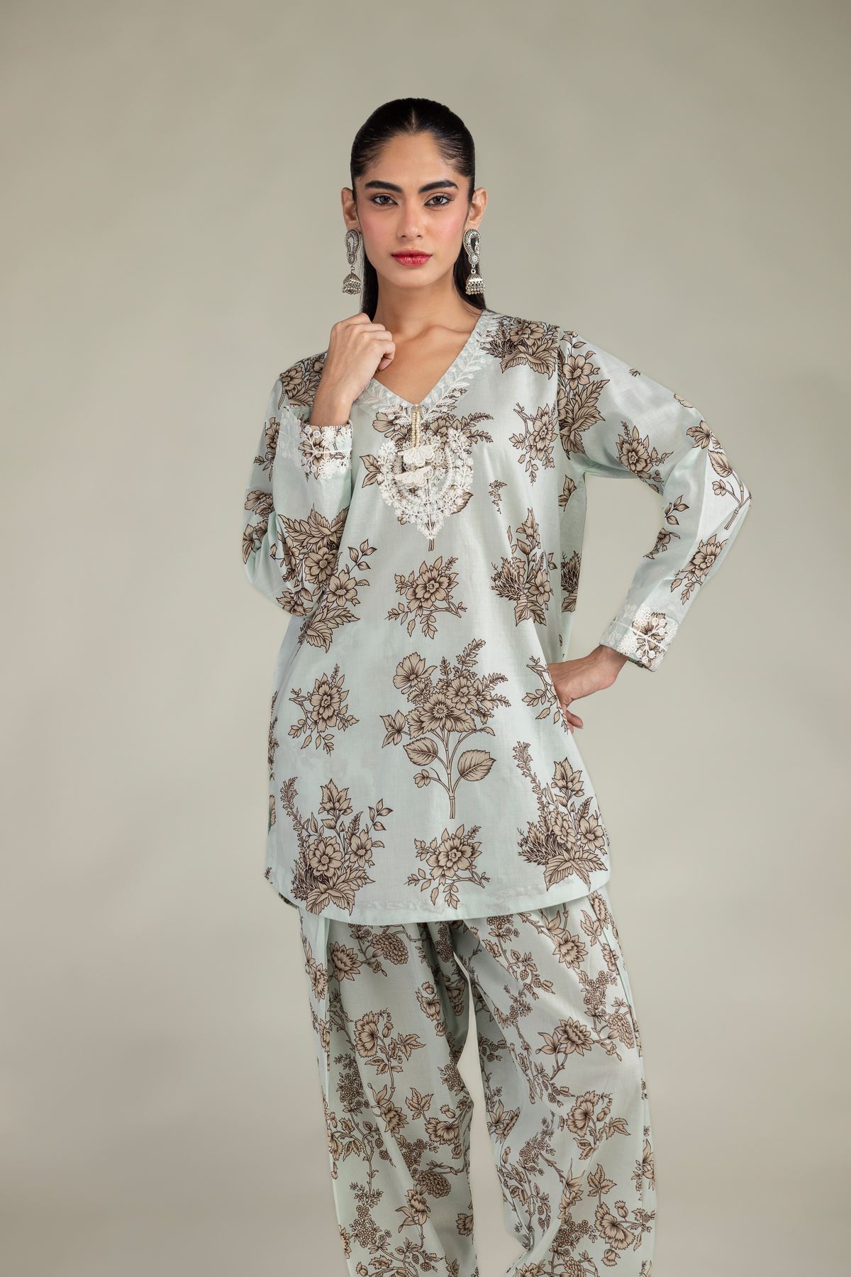 Embroidered Cambric Short Floral Kurta - 12-26-301-A-E1-VG