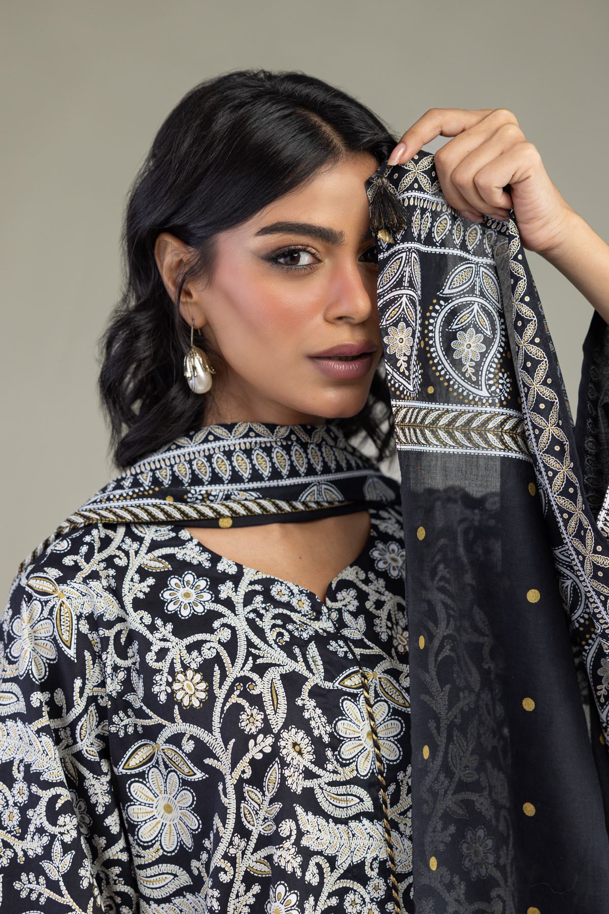 Printed Lawn Tailored 3-piece Lawn - 1-26-102-A-F-VG