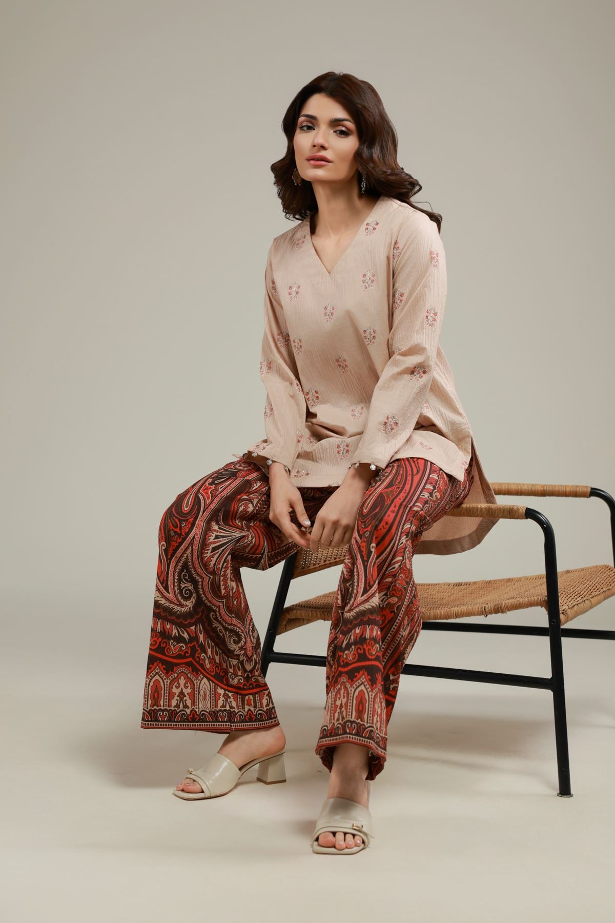 Embroidered Cotton Crinkle Floral Crinkled Kurta - 1-26-231-A-A1-VG