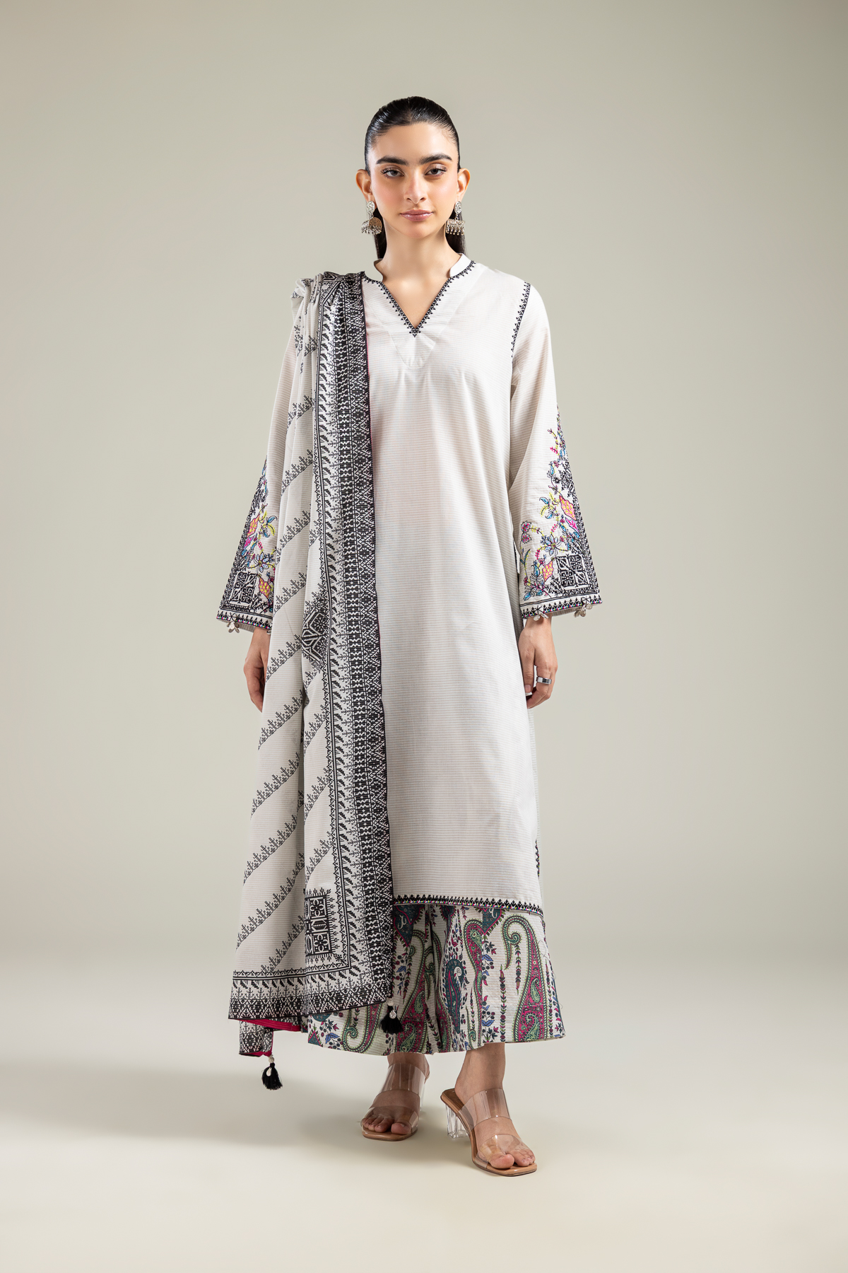 Embroidered Mesuri Geometric Off-White Dupatta - 1-26-142-A-A-VG
