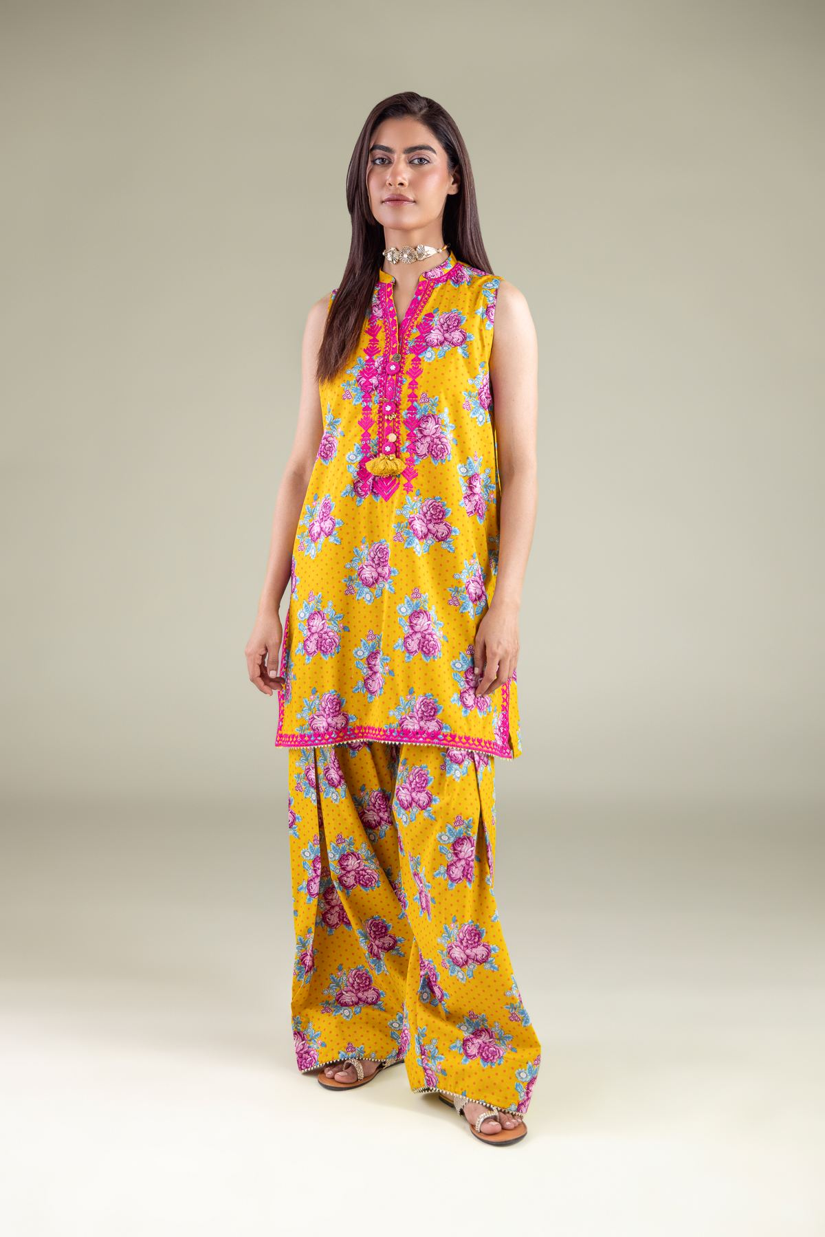 Embroidered Cambric Kurta - 2-26-101-A-D-VG