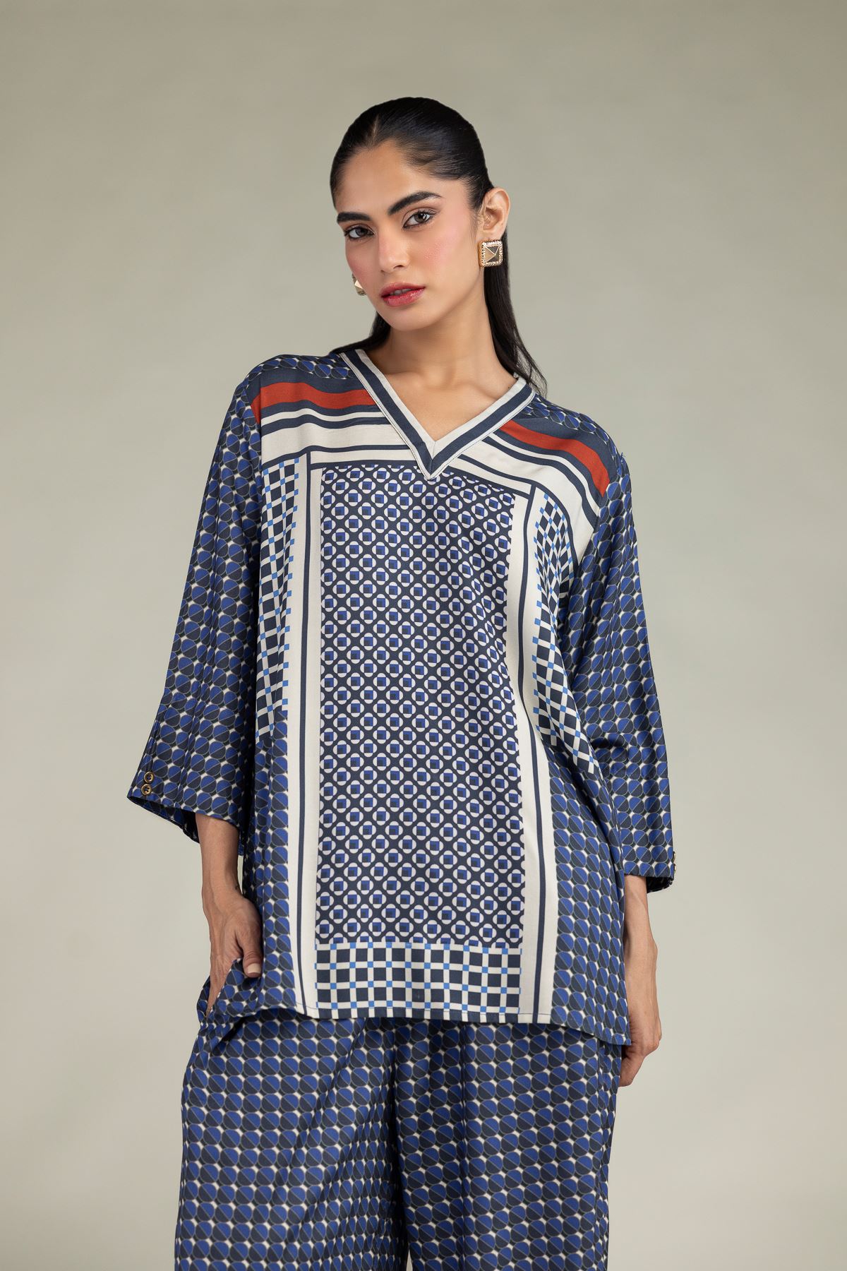 Embroidered Viscose Crepe Viscose V-Neck Tunic - 2-26-308-A-G1-VG