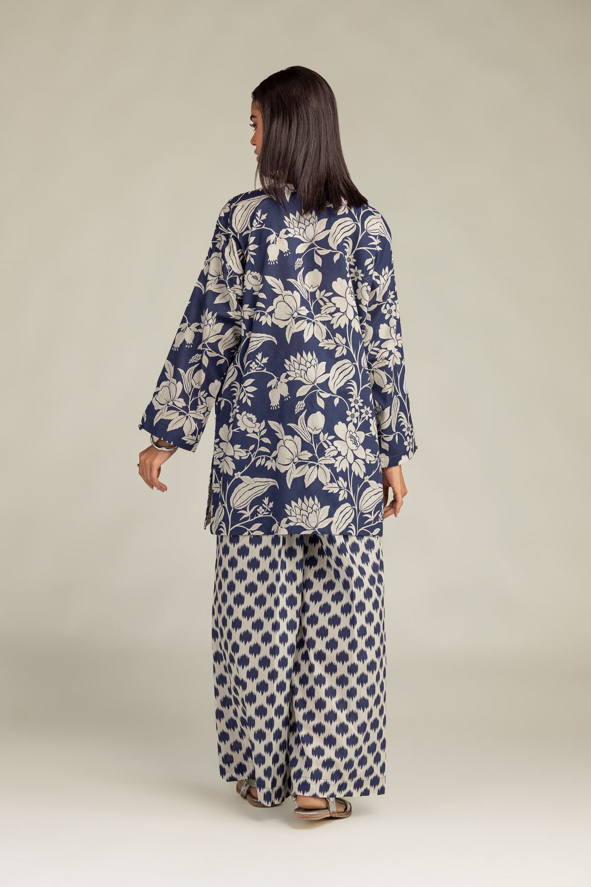 Printed Cambric Floral Navy Kurta - 2-26-308-A-G1-VG