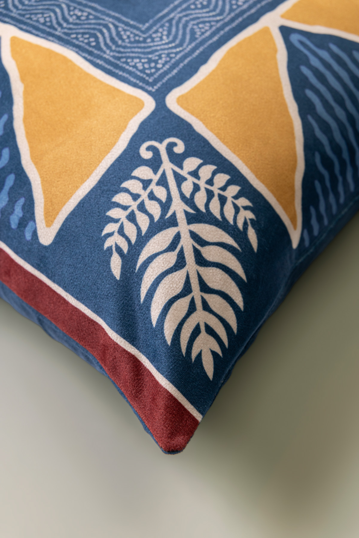 Printed Velvet 16x16in Cushion Cover - 2-26-202-A-D-VG