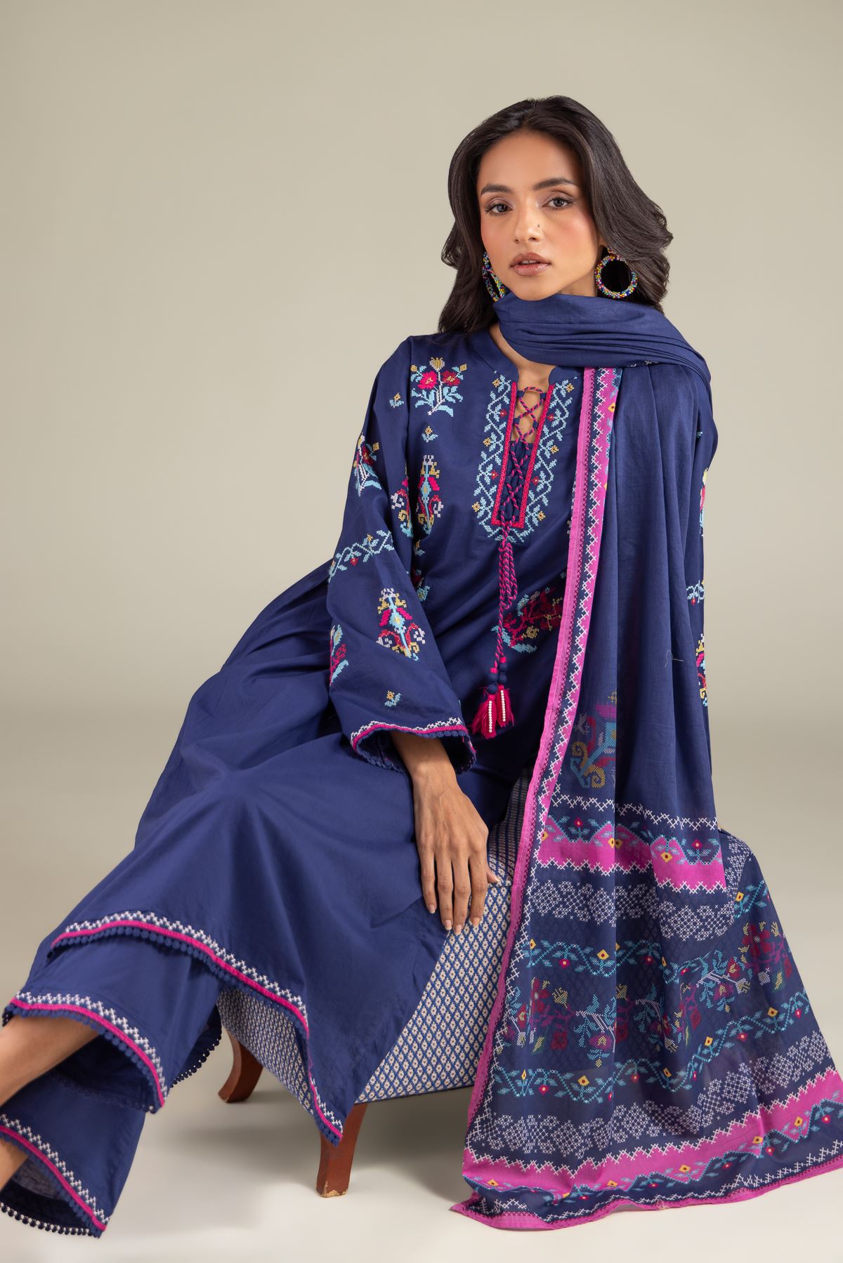 Embroidered Lawn Floral Spring Dupatta - 1-26-112-C-F-VG