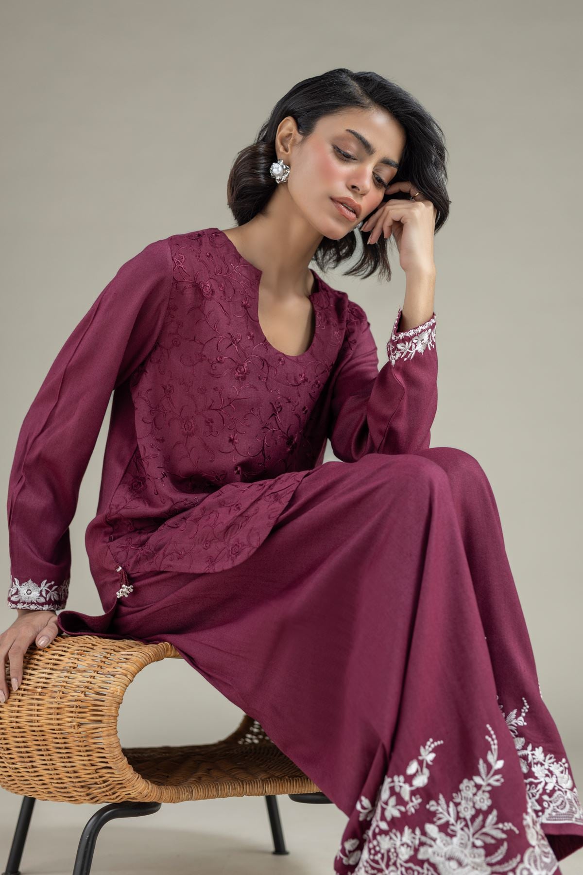 Embroidered Heavy Blended Viscose Floral Short Kurta - 25-09-9S1-04TA-VG