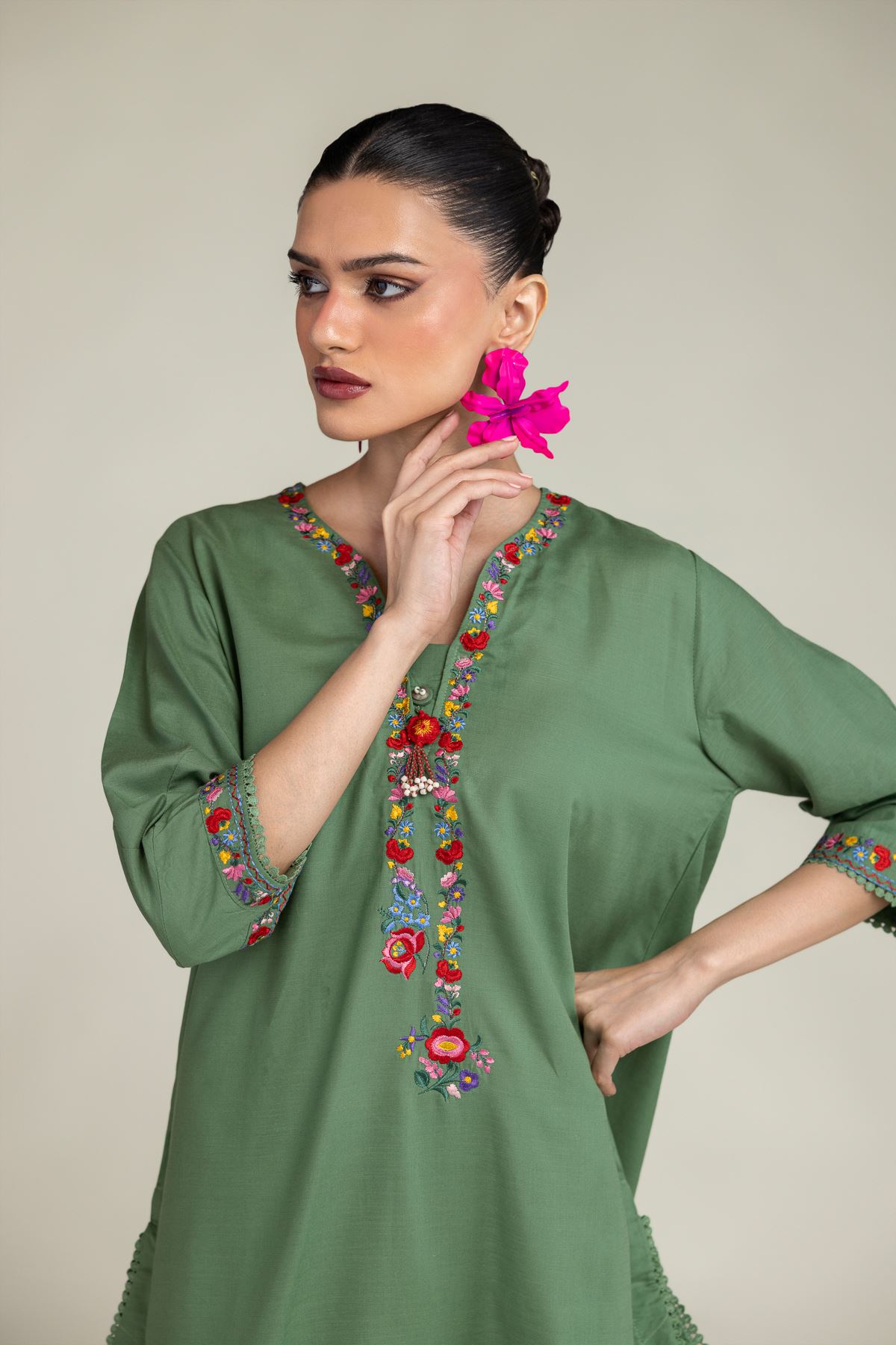 Embroidered Raw Silk Green Floral Kurta - T-A11-26-118FI2-VG