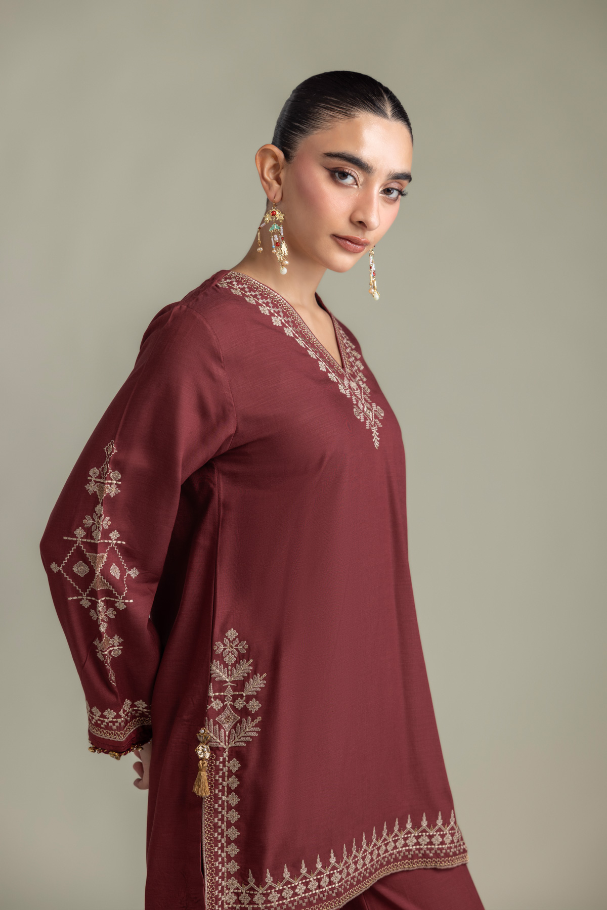 Embroidered Raw Silk Short Embroidered Kurta - 2-26-202-A-D-VG