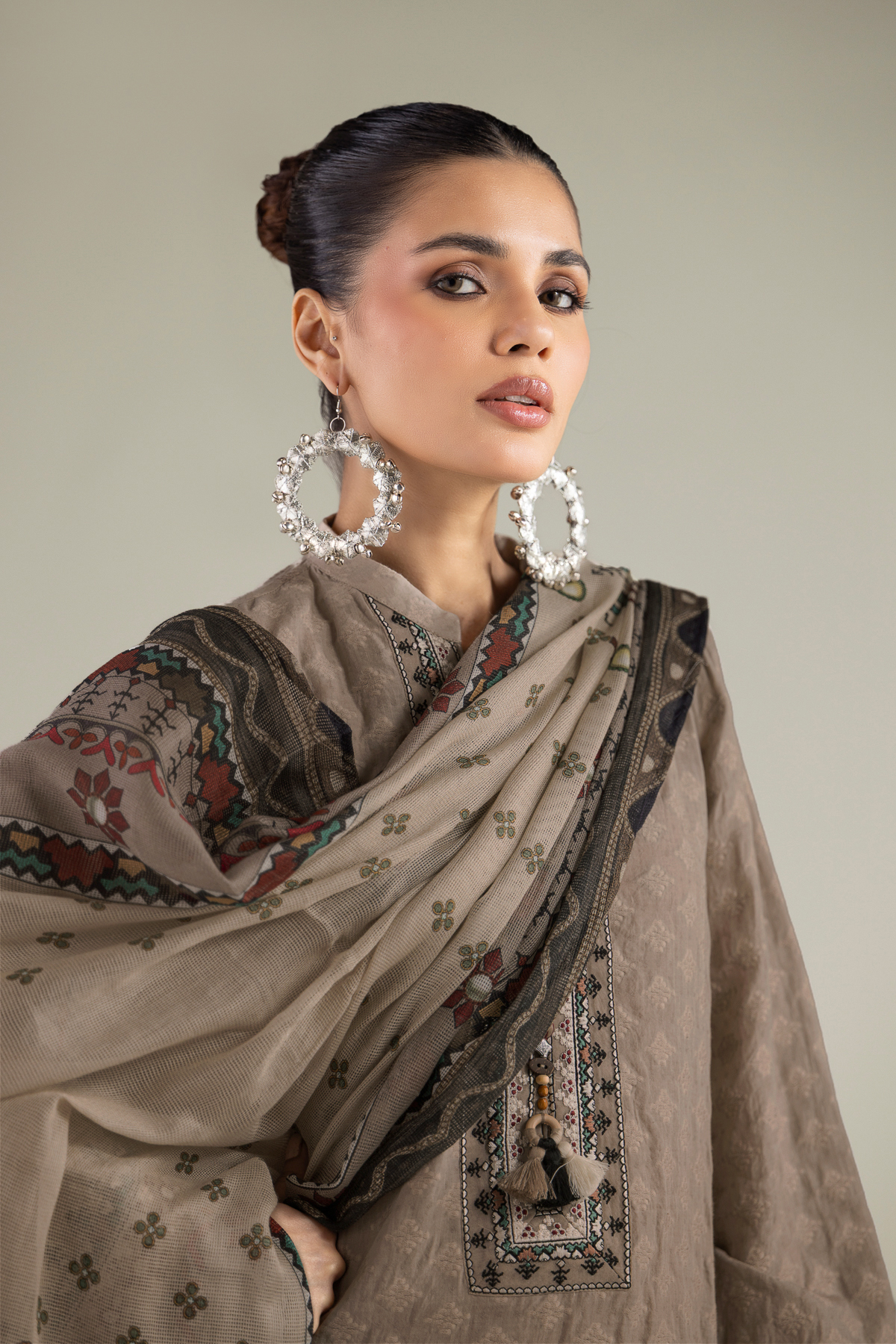 Embroidered Broshia Tailored 3-Piece Set - B1-2-26-106-A-C-VG