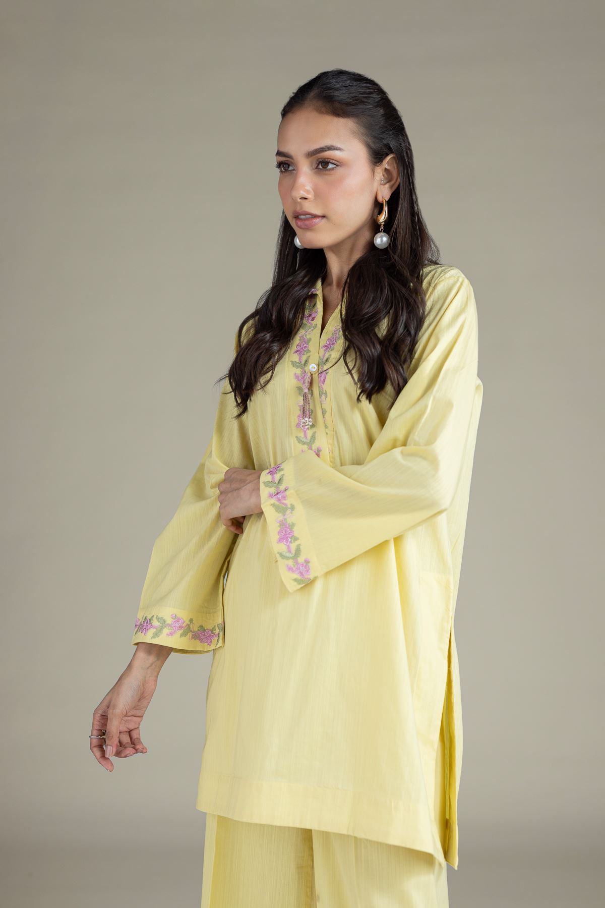 Embroidered Textured Cambric Floral V-Neck Kurta - 1-26-143-A-H-VG