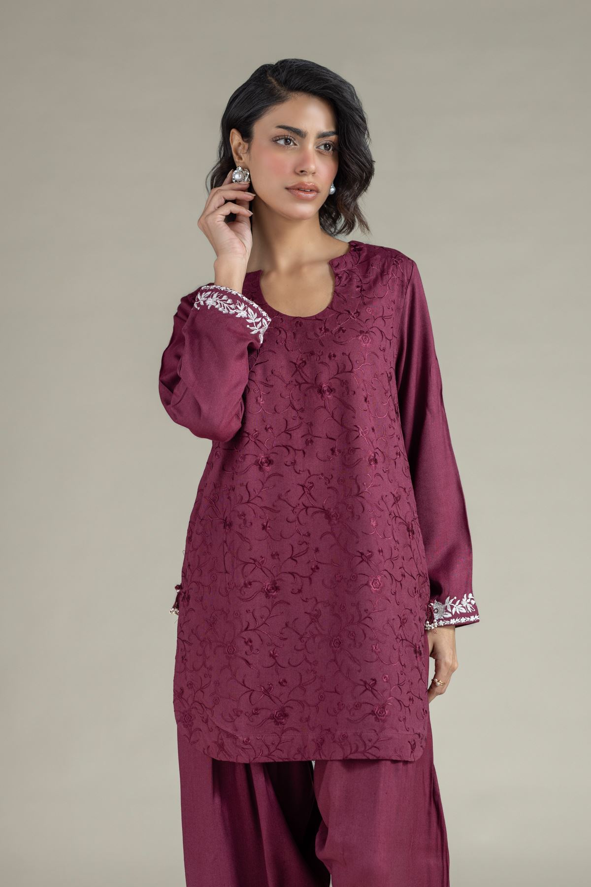 Embroidered Heavy Blended Viscose Floral Short Kurta - 25-09-9S1-04TA-VG