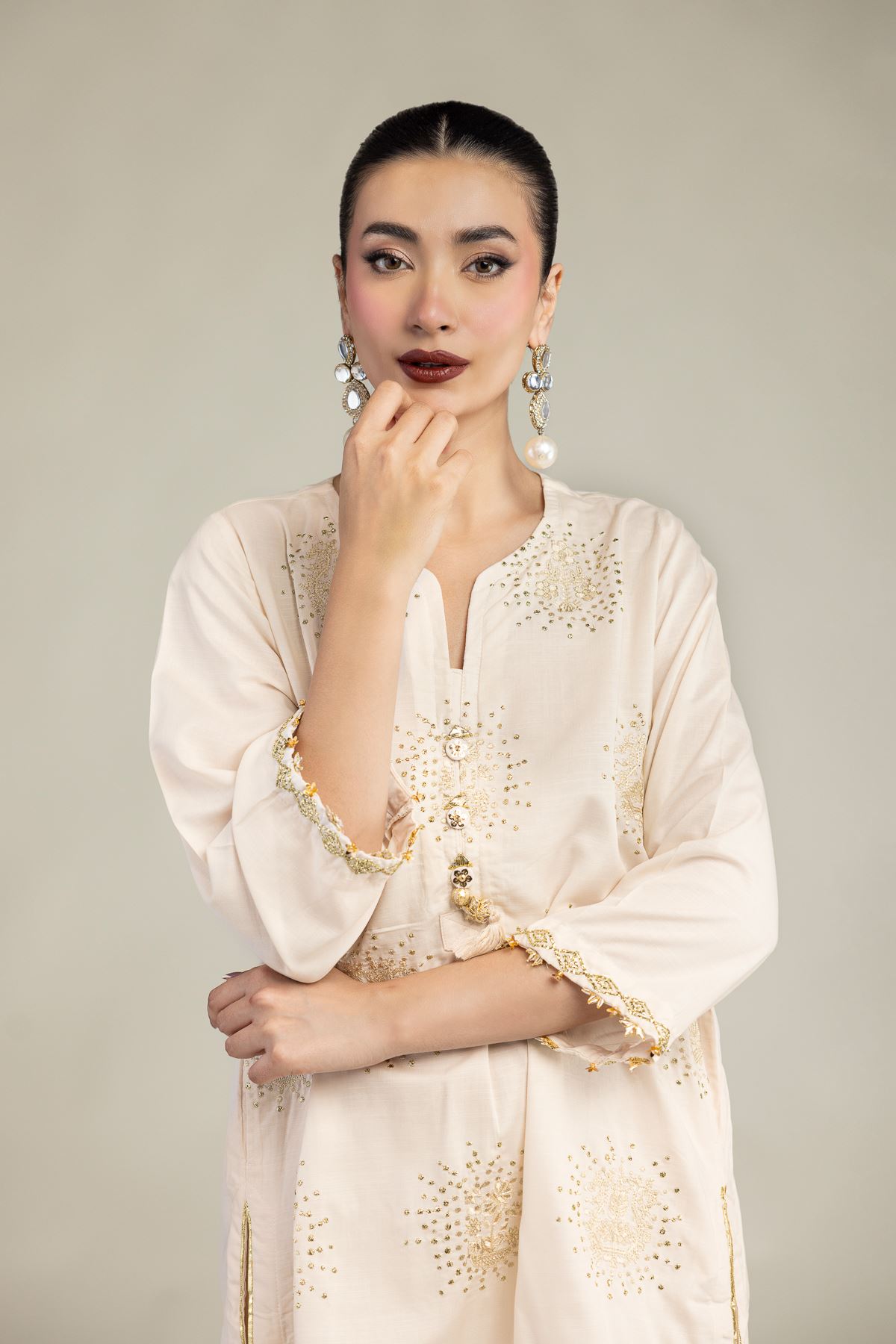 Embroidered Raw Silk Short Silk Kurta - 25-10-11E1-01TB-VG