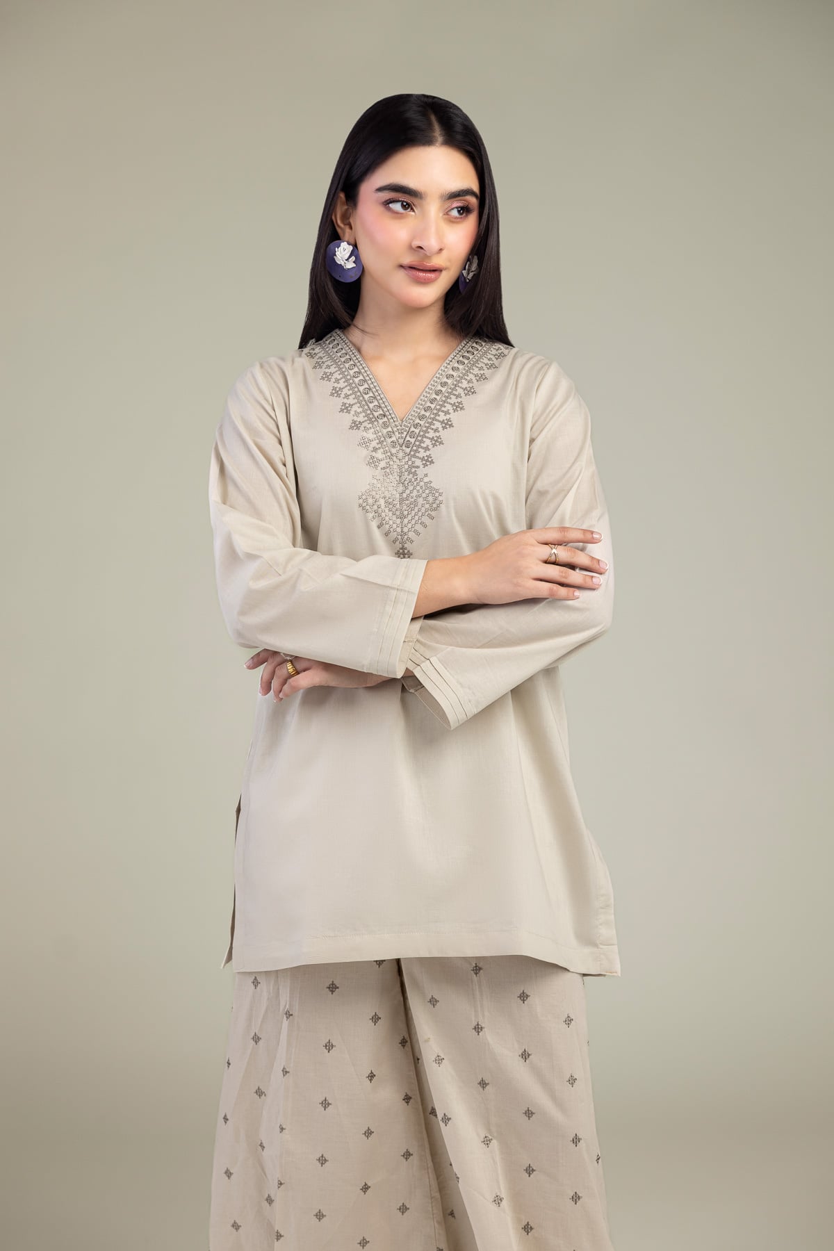 Embroidered Cambric Short Cambric Kurta - A22-26-214FH1-VG