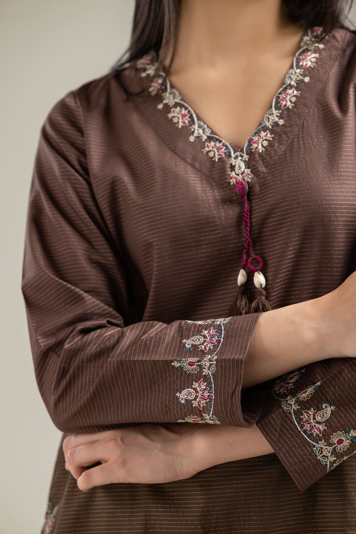 Embroidered Mesuri Brown V-Neck Kurta - T-A22-26-122FI1-VG