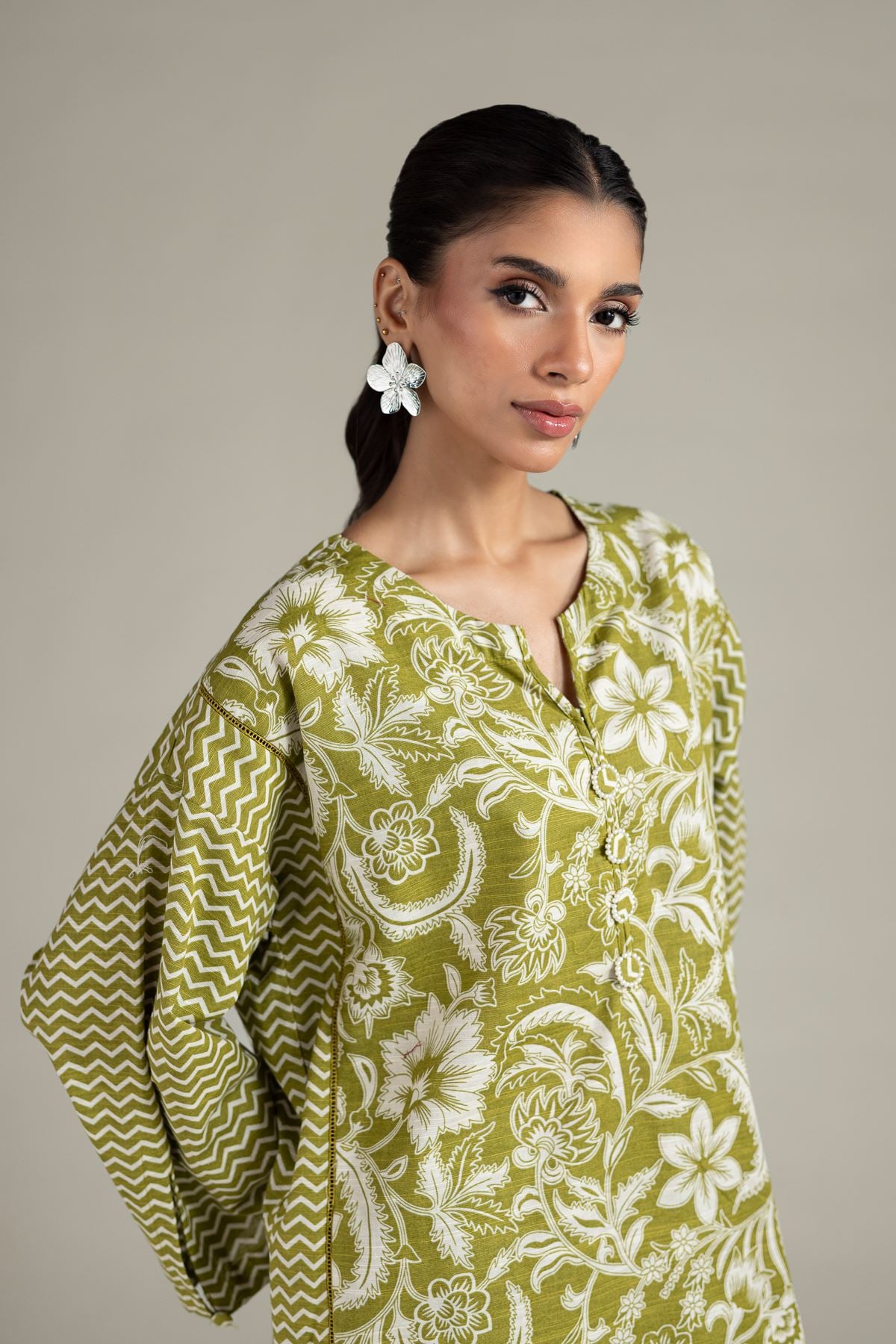 Printed Khaddar Kurta - 25-10-10S6-04TA-VG