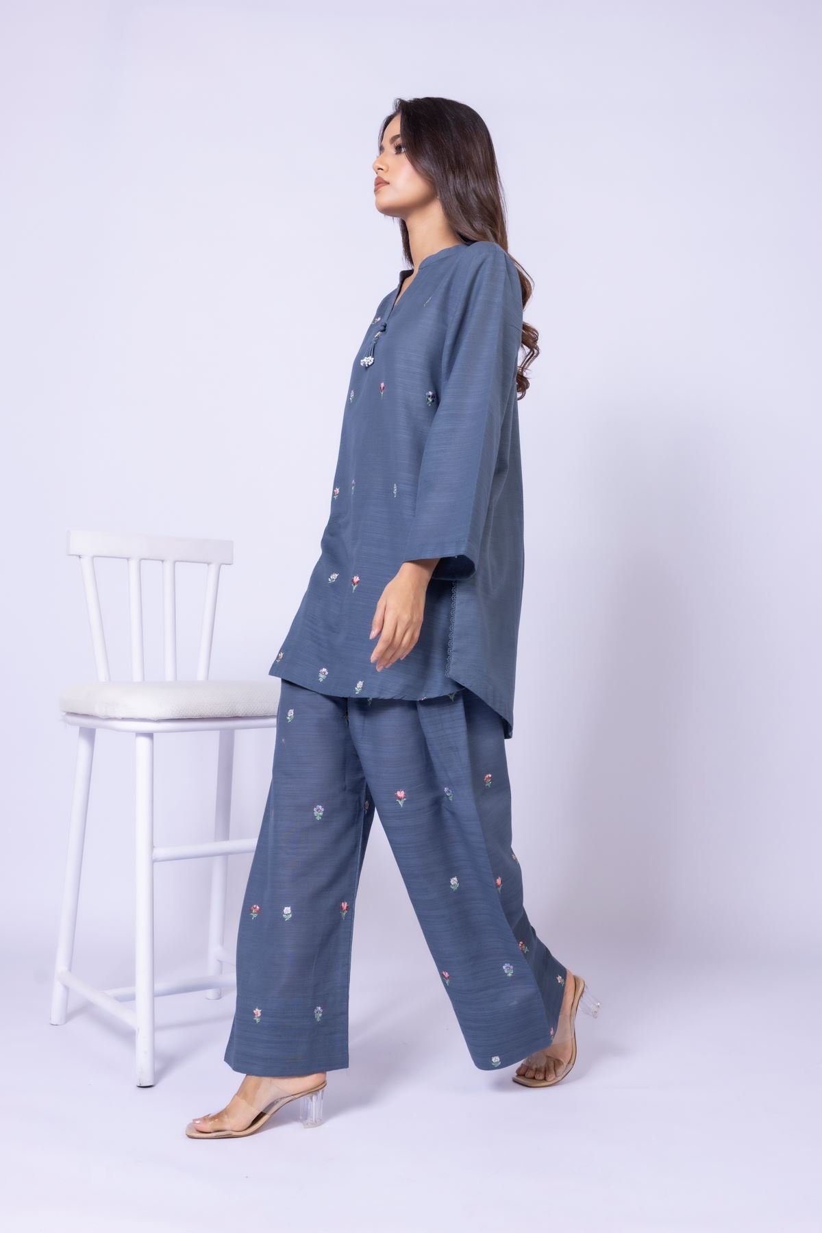 Embroidered Textured Cotton Kurta - 25-09-10E4-05TB-VG