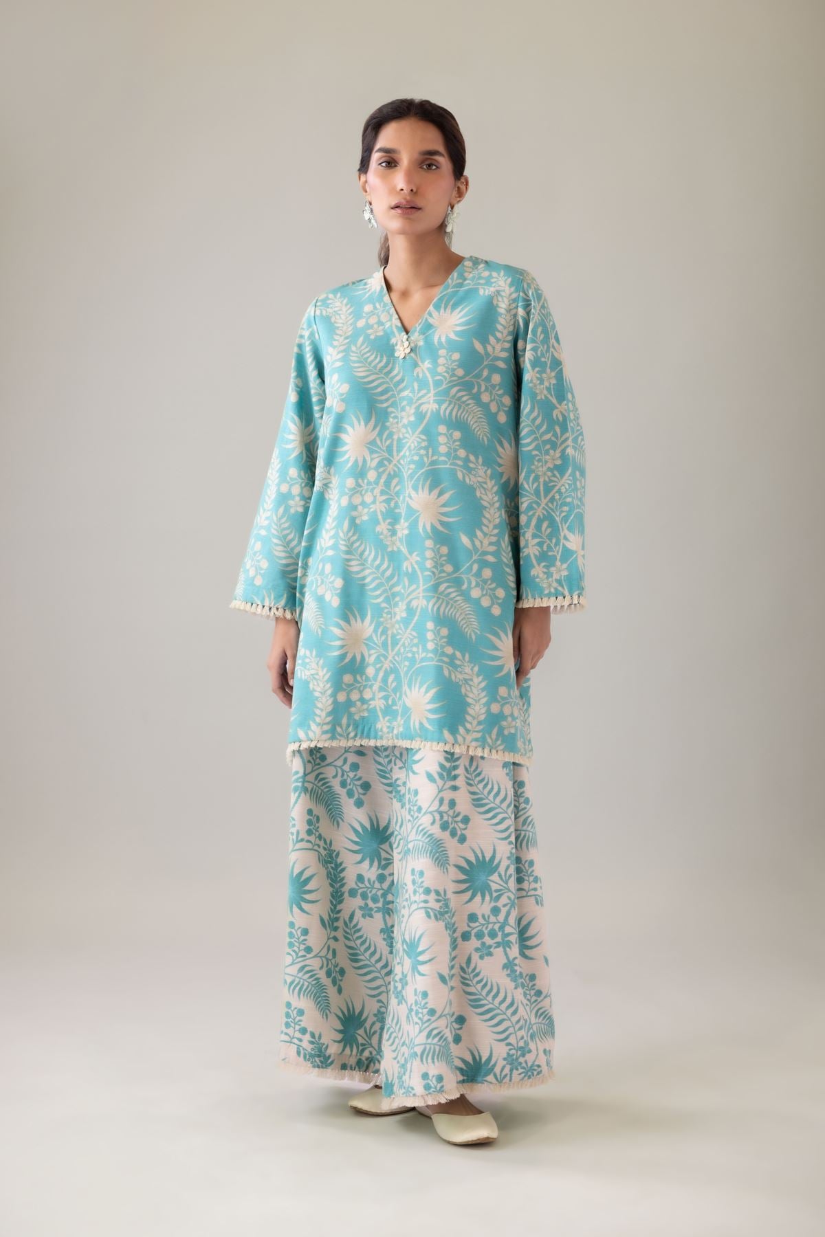 Printed Khaddar Kurta - 25-10-11E8-11TB-VG
