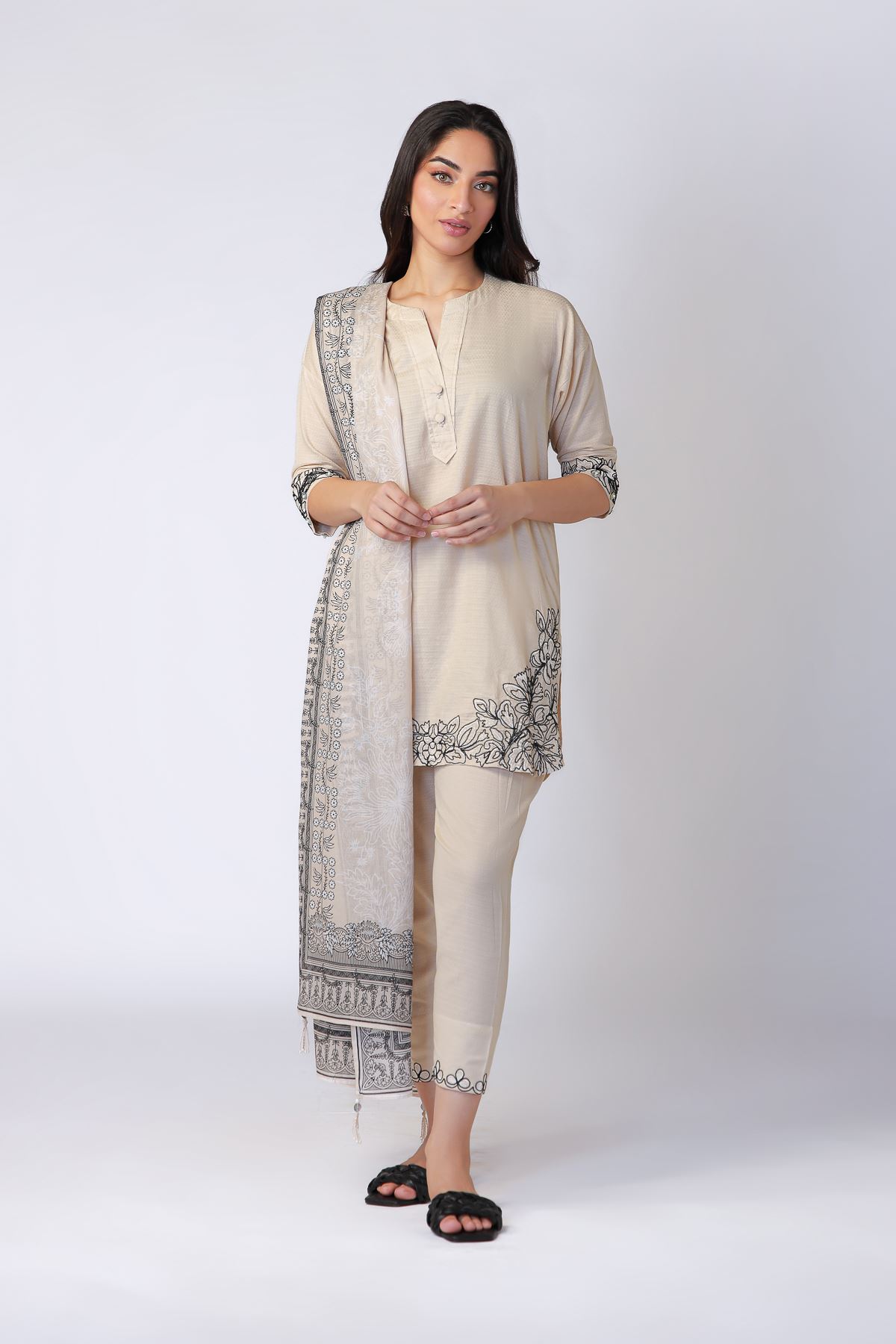Embroidered Cotton Dobby Kurta - 25-07-7E7-09TA-VG