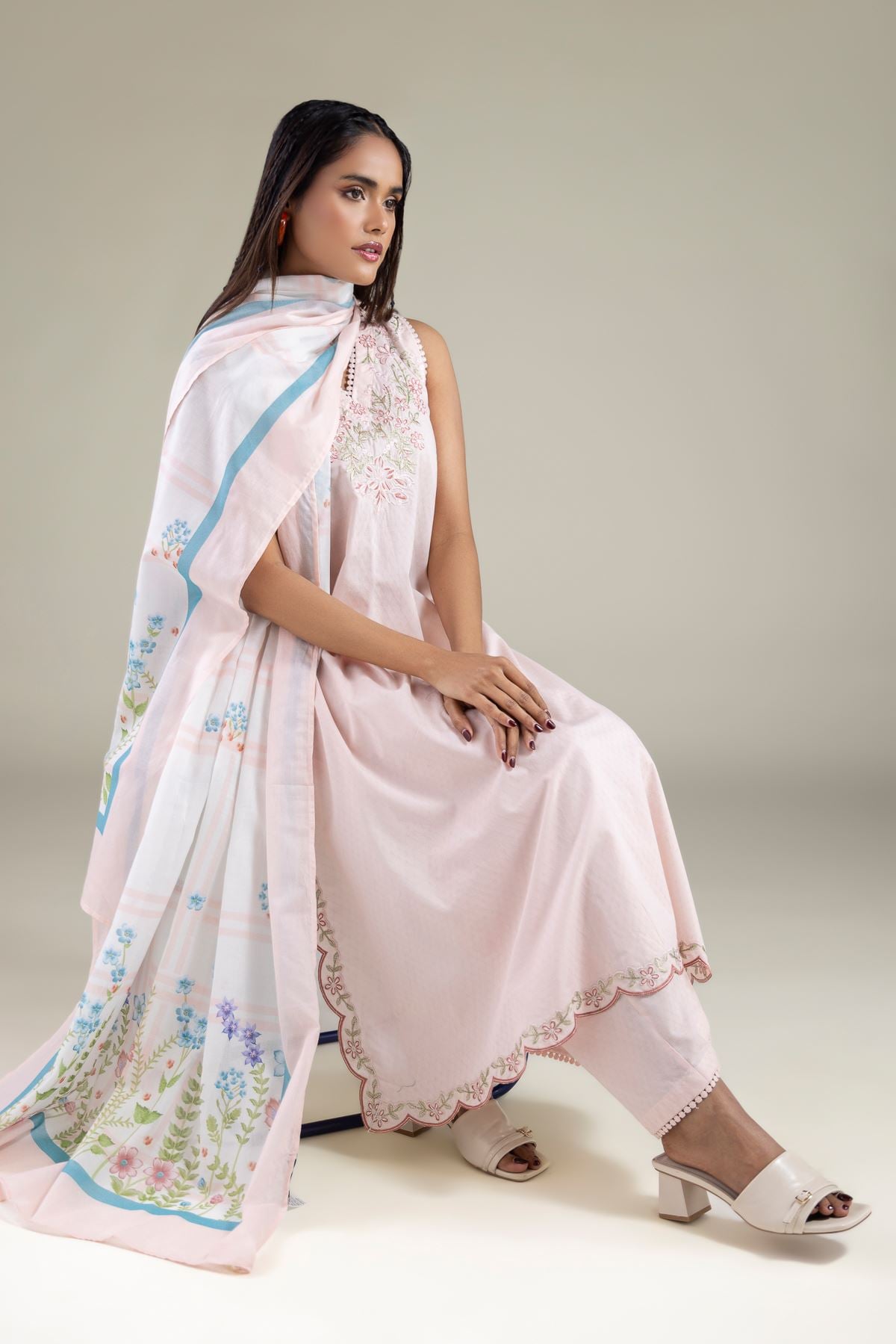 Embroidered Cotton Dobby Long Sleeveless Kurta - 1-26-126-A-A-VG
