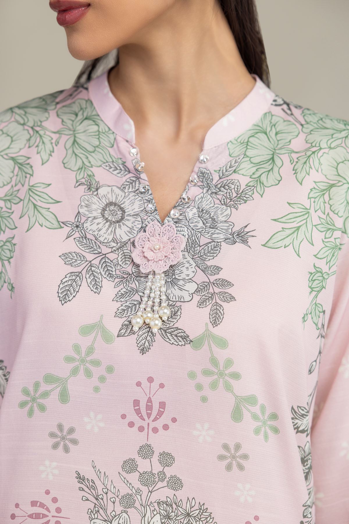 Embroidered Raw Silk Floral Silk Kurta - 2-26-201-A-C-VG