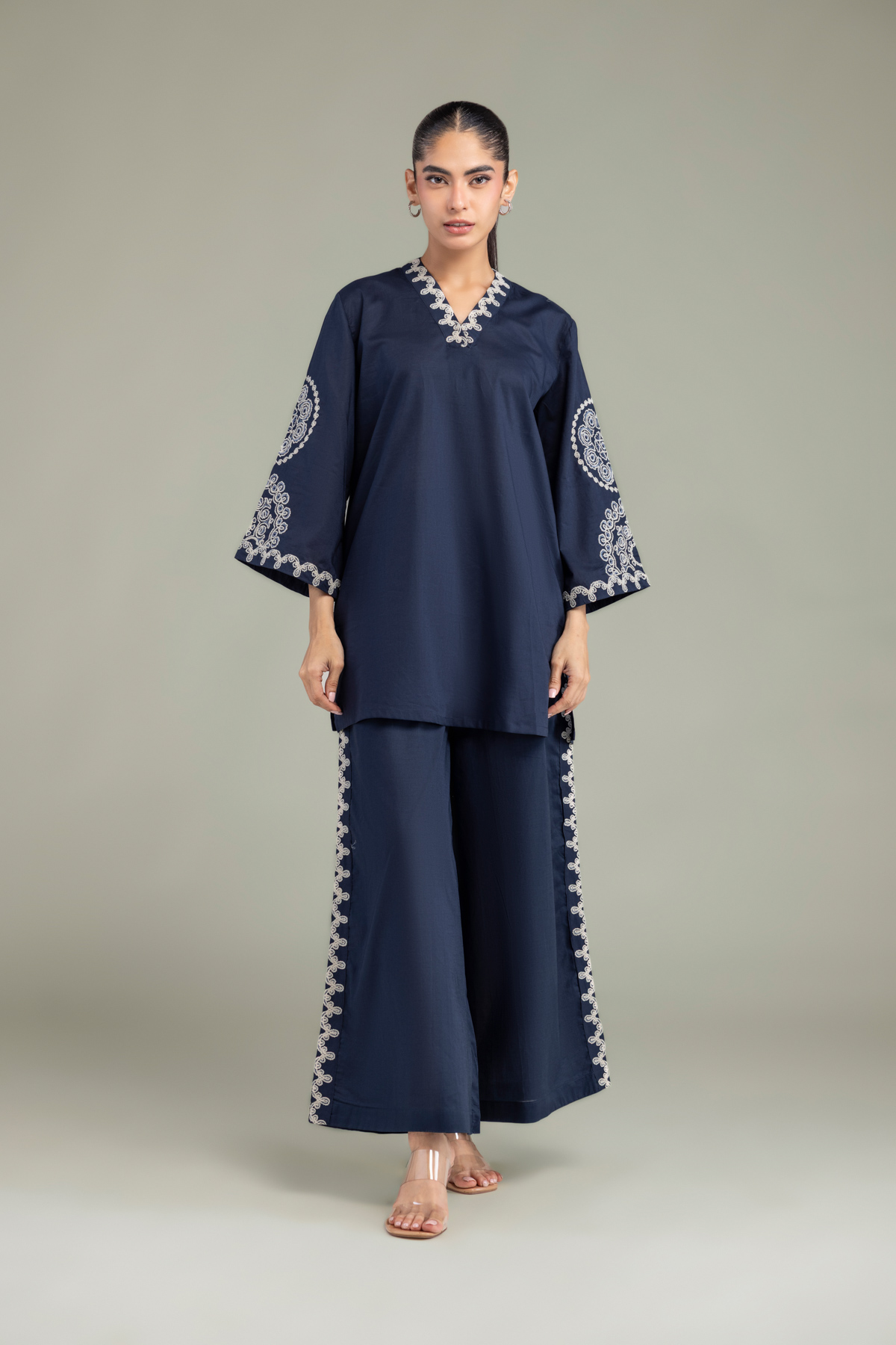 Embroidered Cambric V-Neck Navy Kurta - 1-26-102-A-F-VG