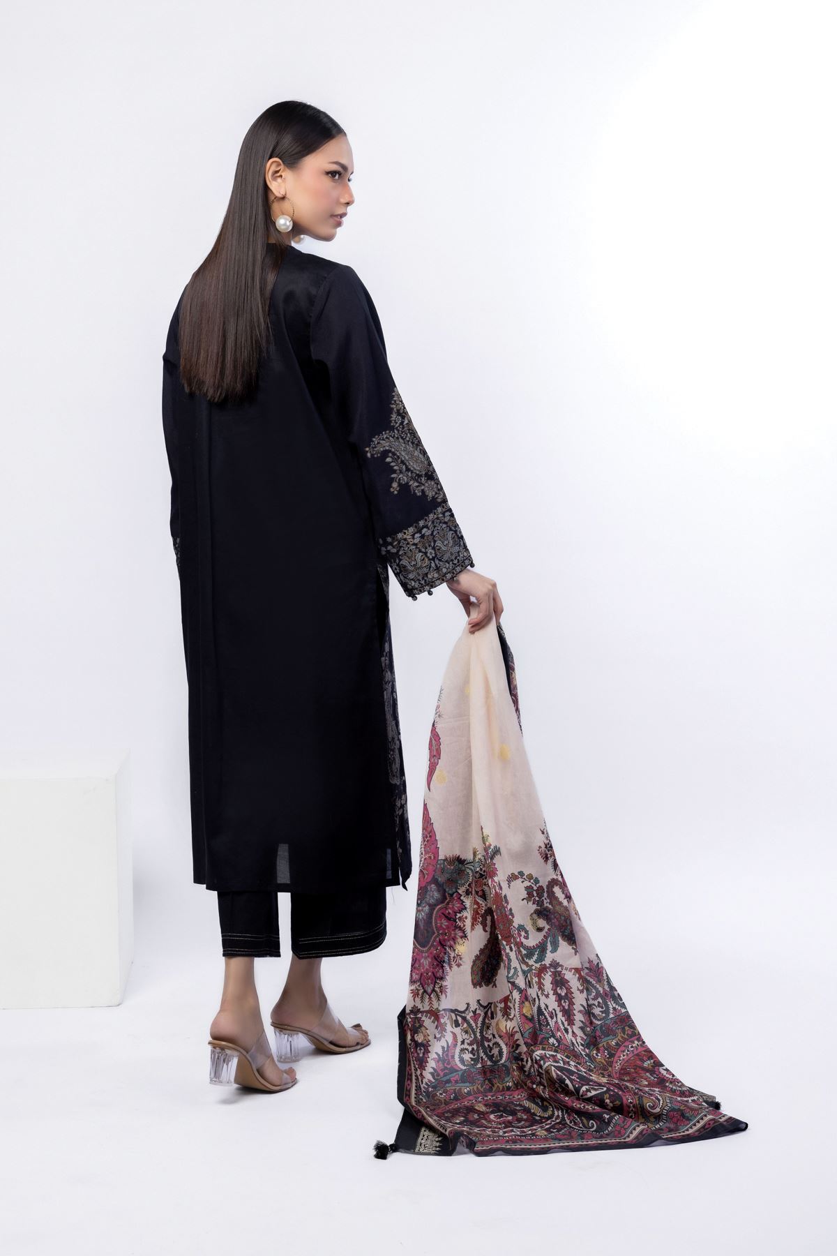 Dyed Jacquard Fabrics 3 Piece - 1001920454