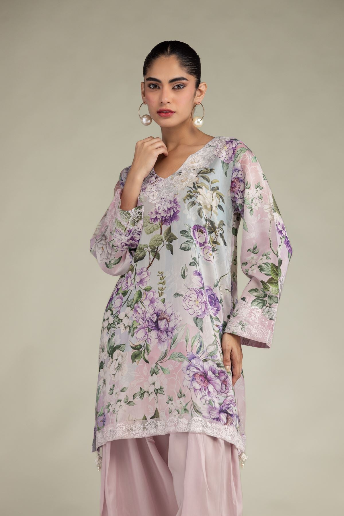 Embroidered Blended Viscose Floral Viscose Kurta - 2-26-308-A-G1-VG