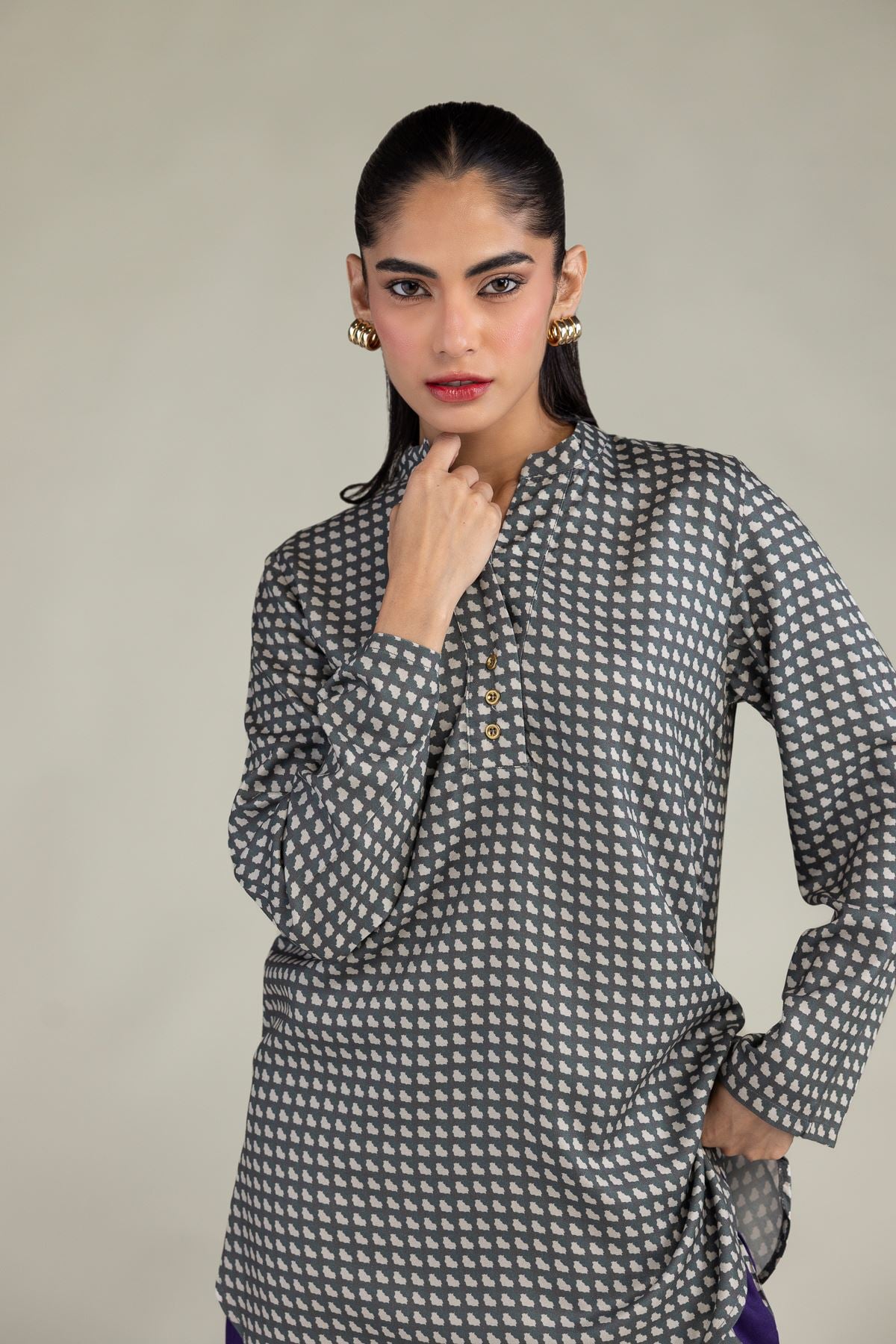 Embroidered Viscose Crepe Short Viscose Shirt - A22-26-201FC1-VG
