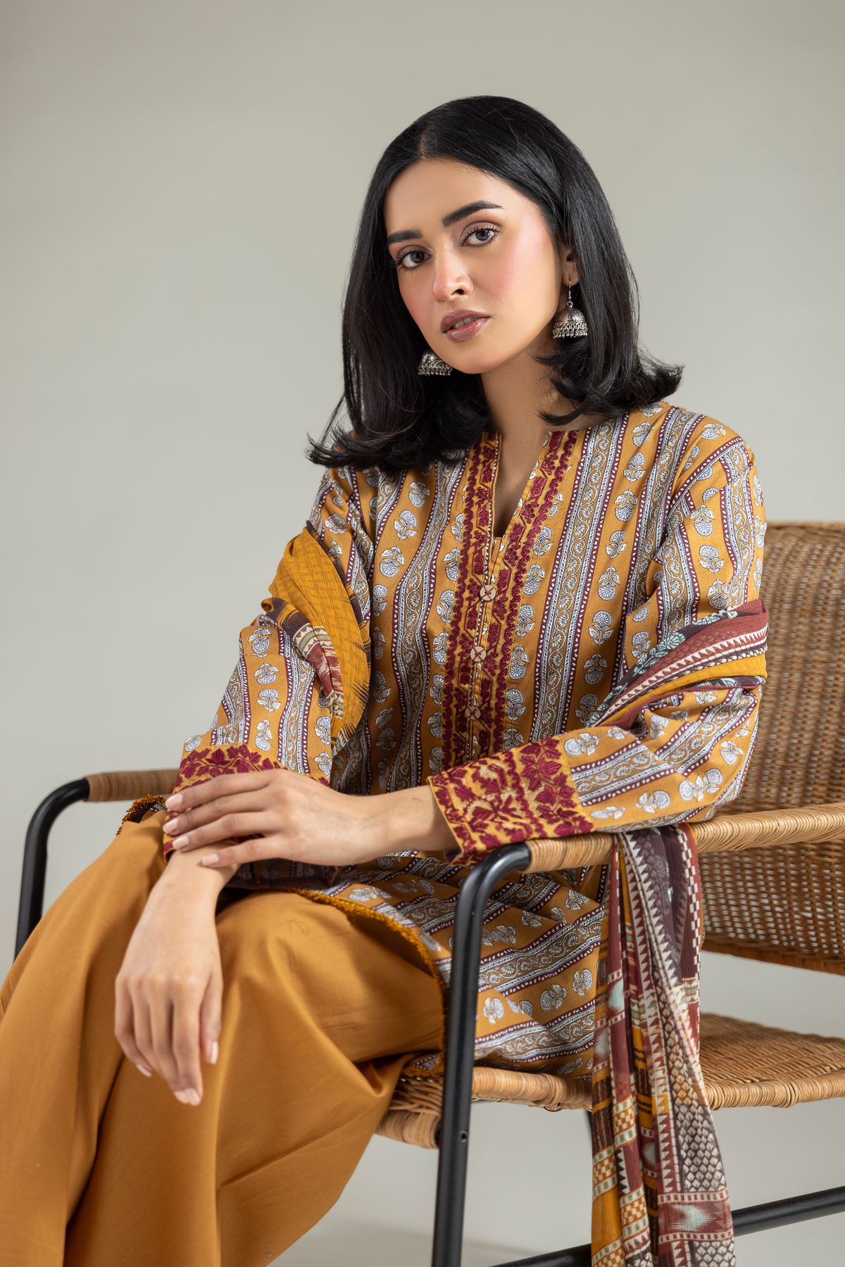Embroidered Lawn Lawn 3-Piece Set - T-A33-26-107FG-VG