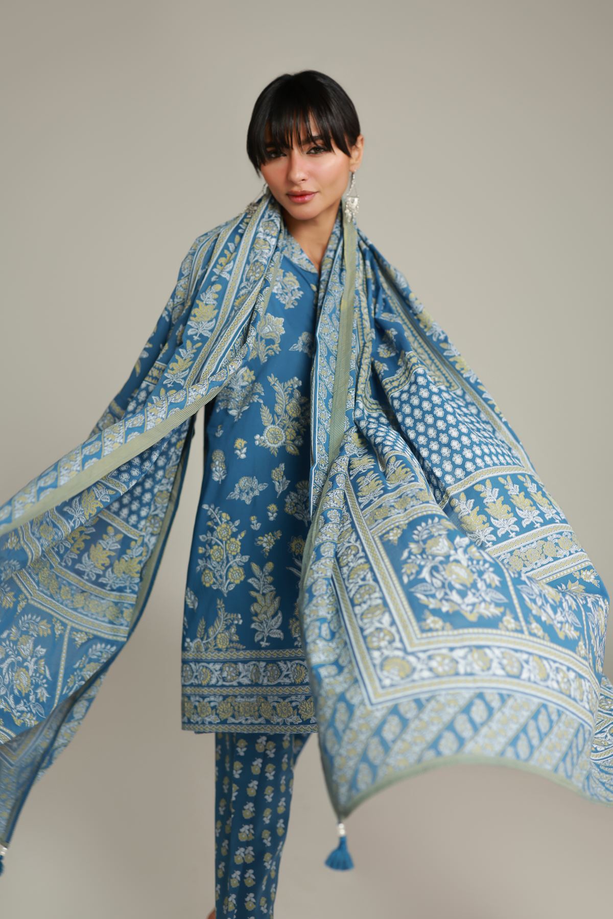 Printed Lawn Floral Lawn Dupatta - 1-26-138-A-F-VG