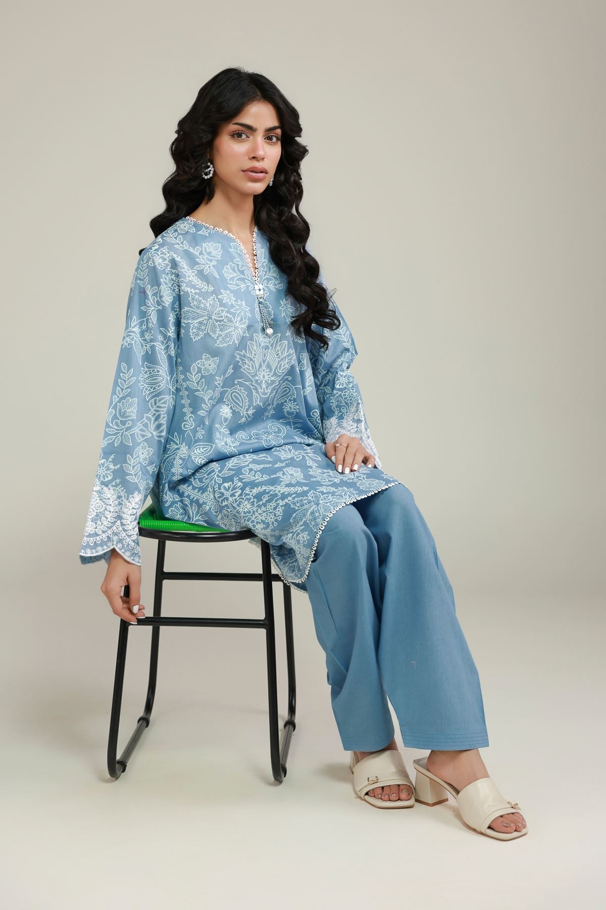 Printed Lawn Floral Printed Co-ords - 1-26-145-A-C-VG