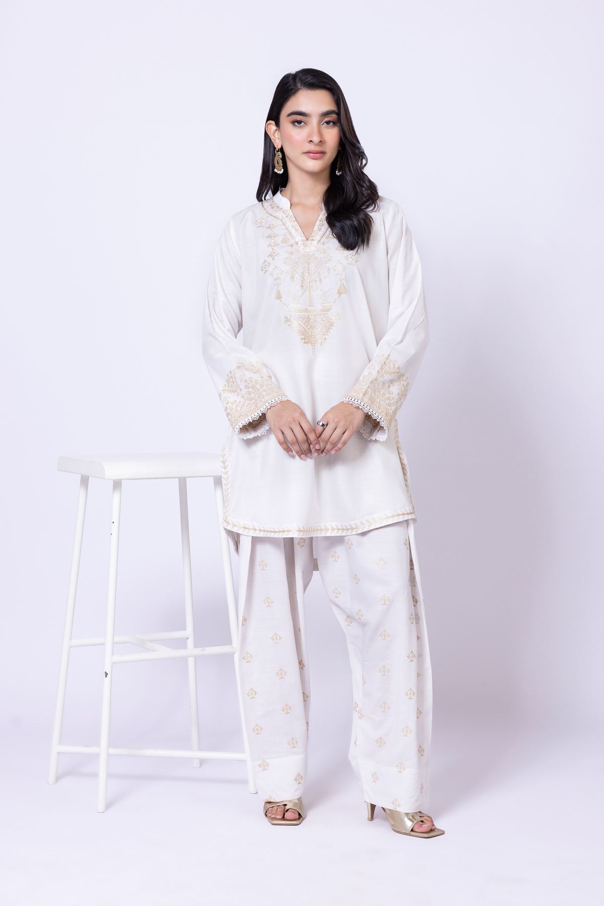 Embroidered Dull Raw Silk Kurta - 25-09-11E3-07TA-VG
