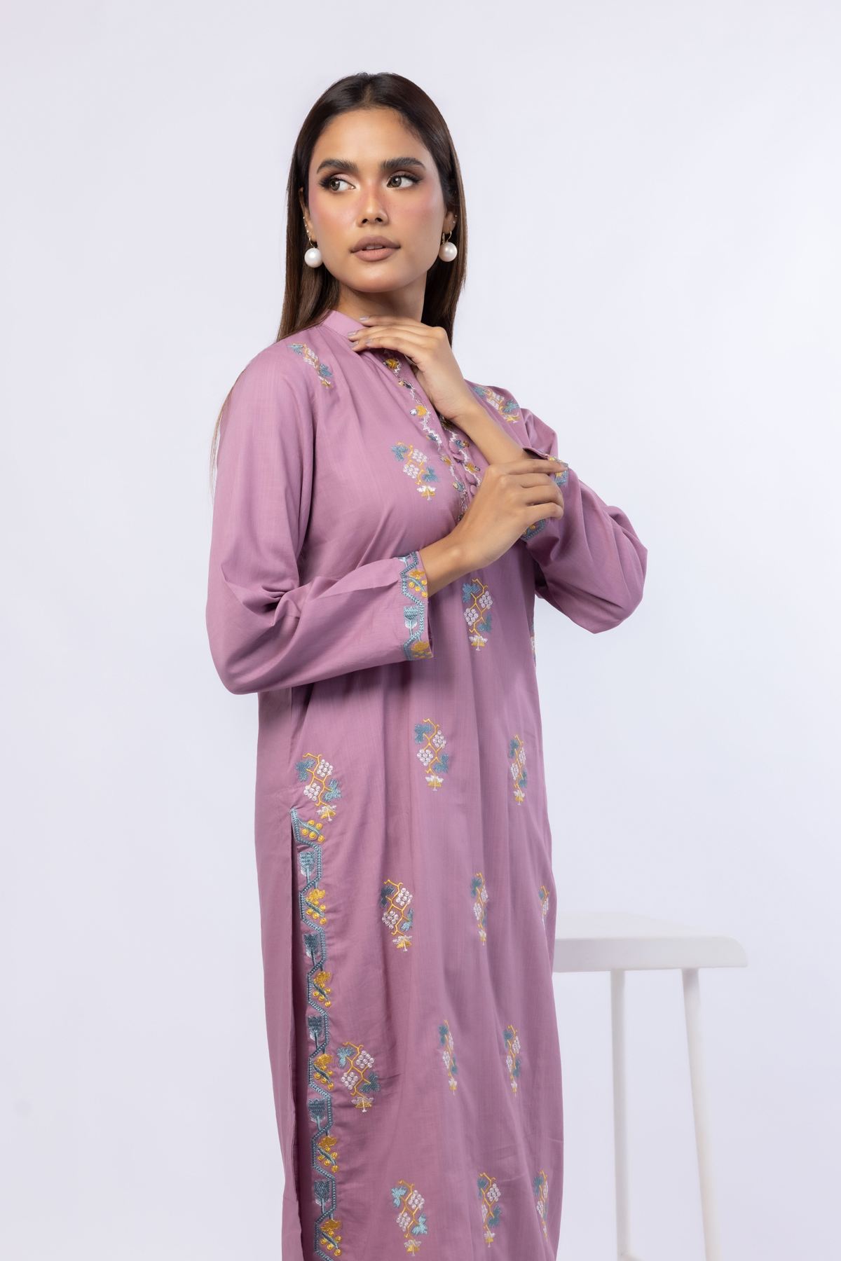 Embroidered Crosshatch Poplin Kurta - 25-09-9S3-03TA-VG