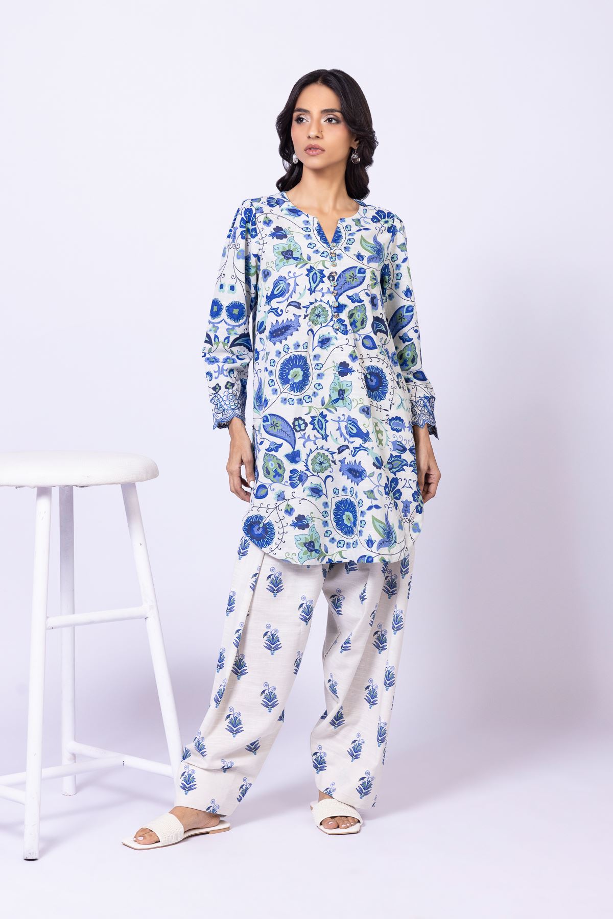 Printed Khaddar Kurta - 25-10-11E16-11TB-VG