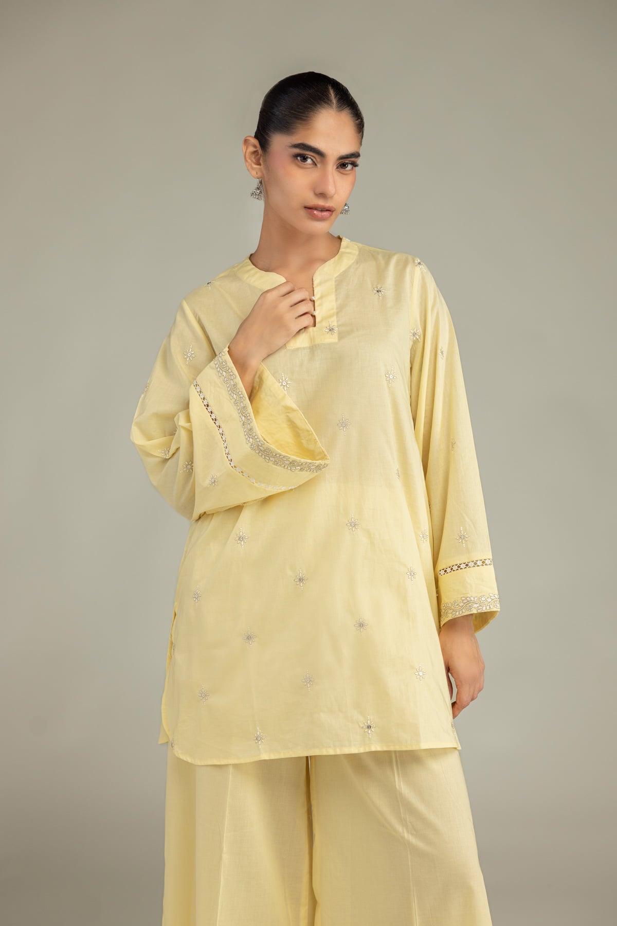 Embroidered Cambric Yellow Cambric Kurta - 1-26-102-A-F-VG