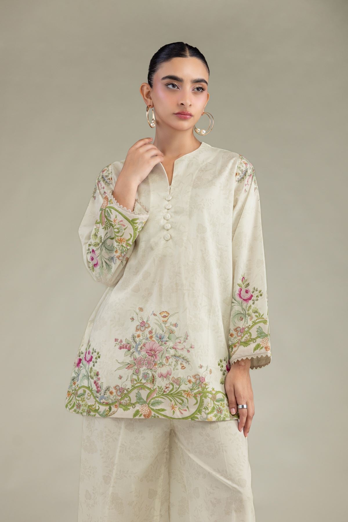 Printed Cambric Short V-Neck Kurta - 1-26-250-B-H1-VG
