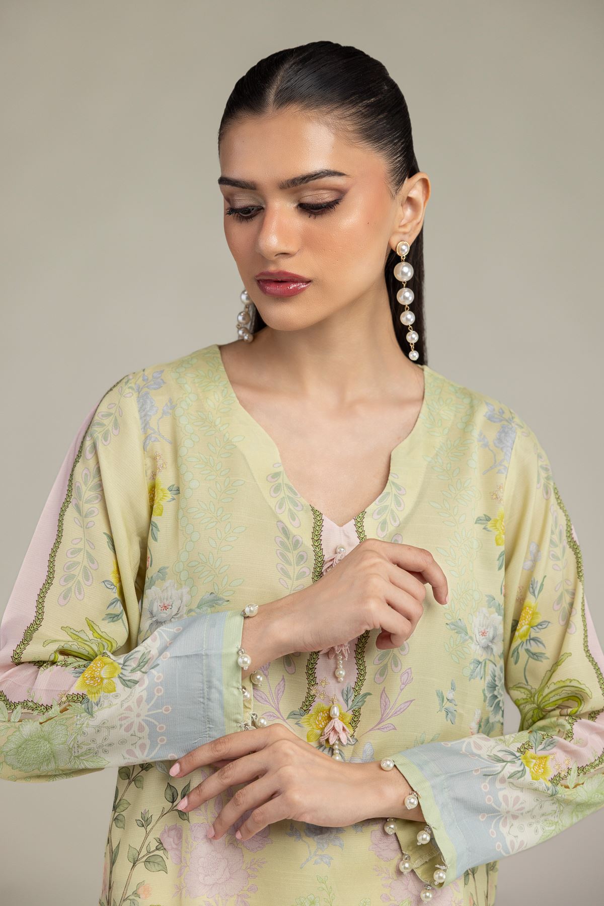 Embroidered Raw Silk Floral Silk Kurta - T-A11-26-118FI2-VG