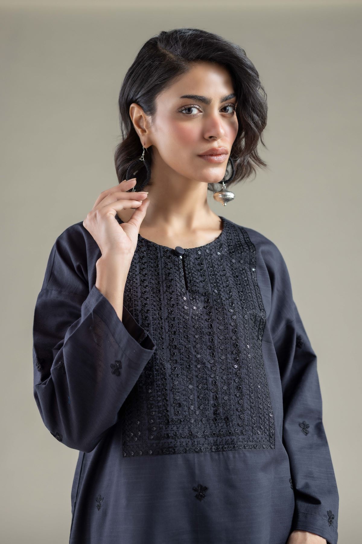 Embroidered Khaddar Kurta - 25-09-9S1-04TA-VG