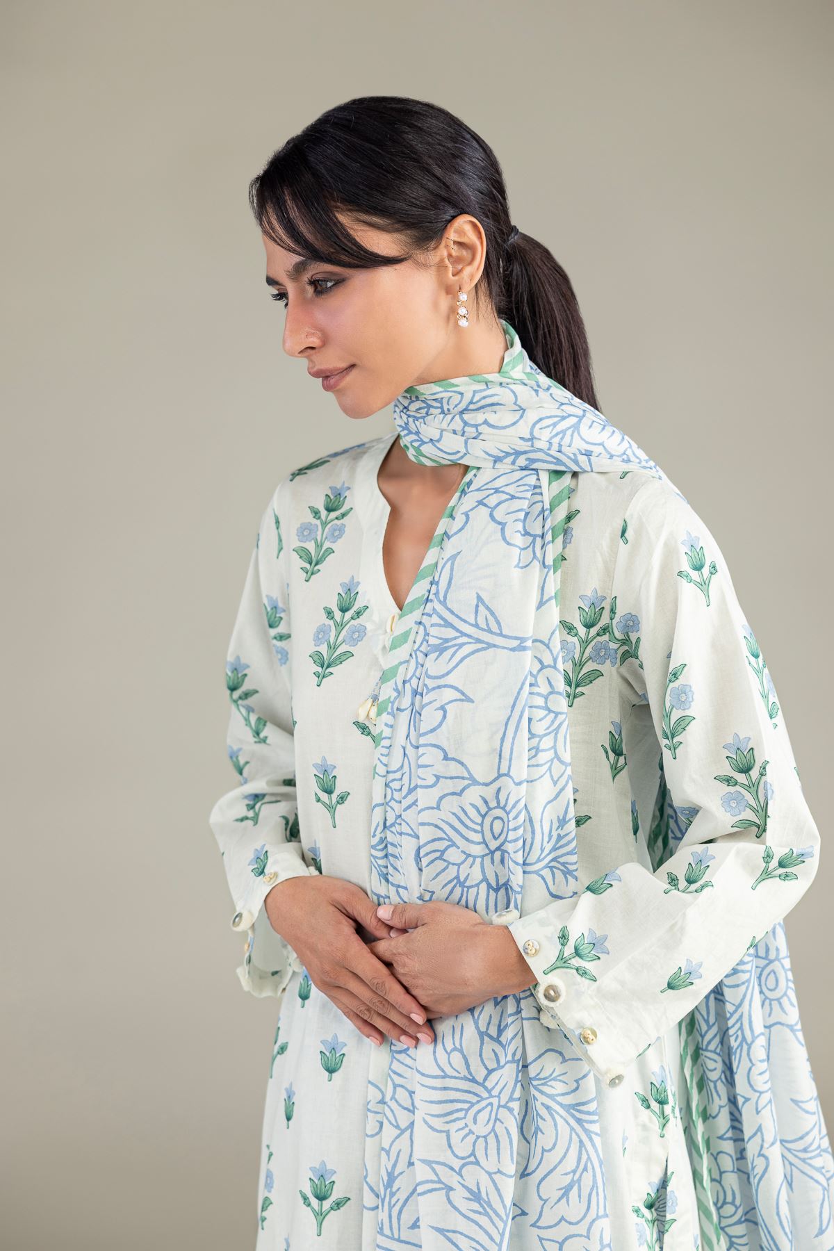 Lawn Floral Lawn Dupatta - 2-26-303-B-F1-VG
