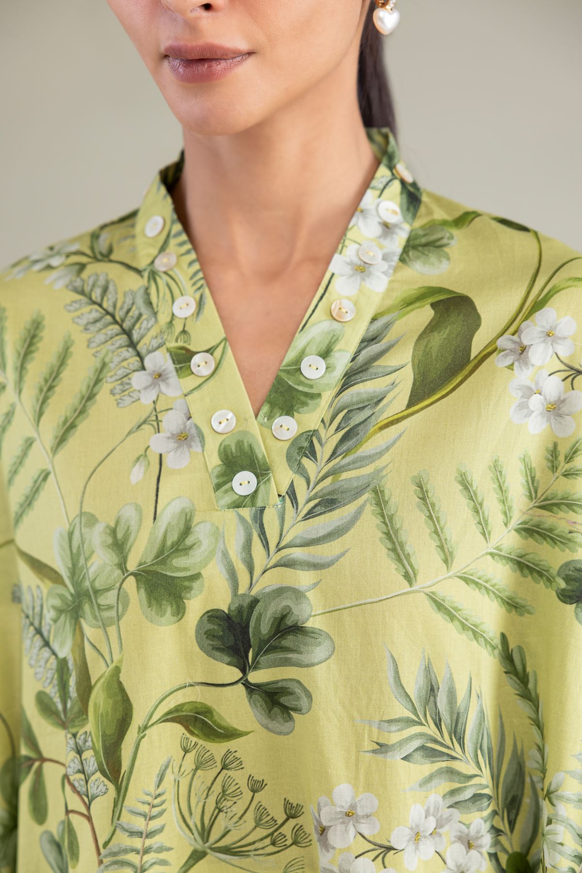 Printed Cambric Floral Longline Kurta - 2-26-301-B-F1-VG