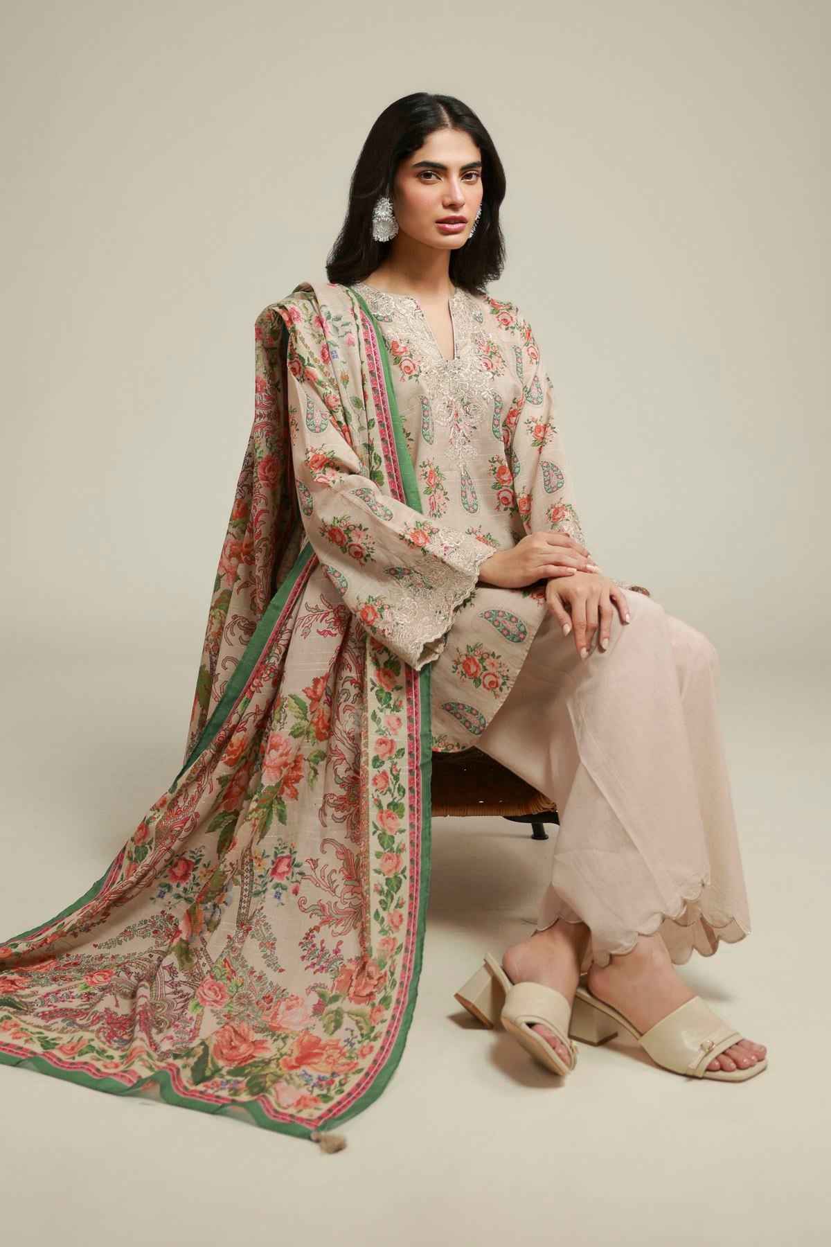Embroidered Mesuri Floral Tailored Suit - T-A22-26-124FC1-VG