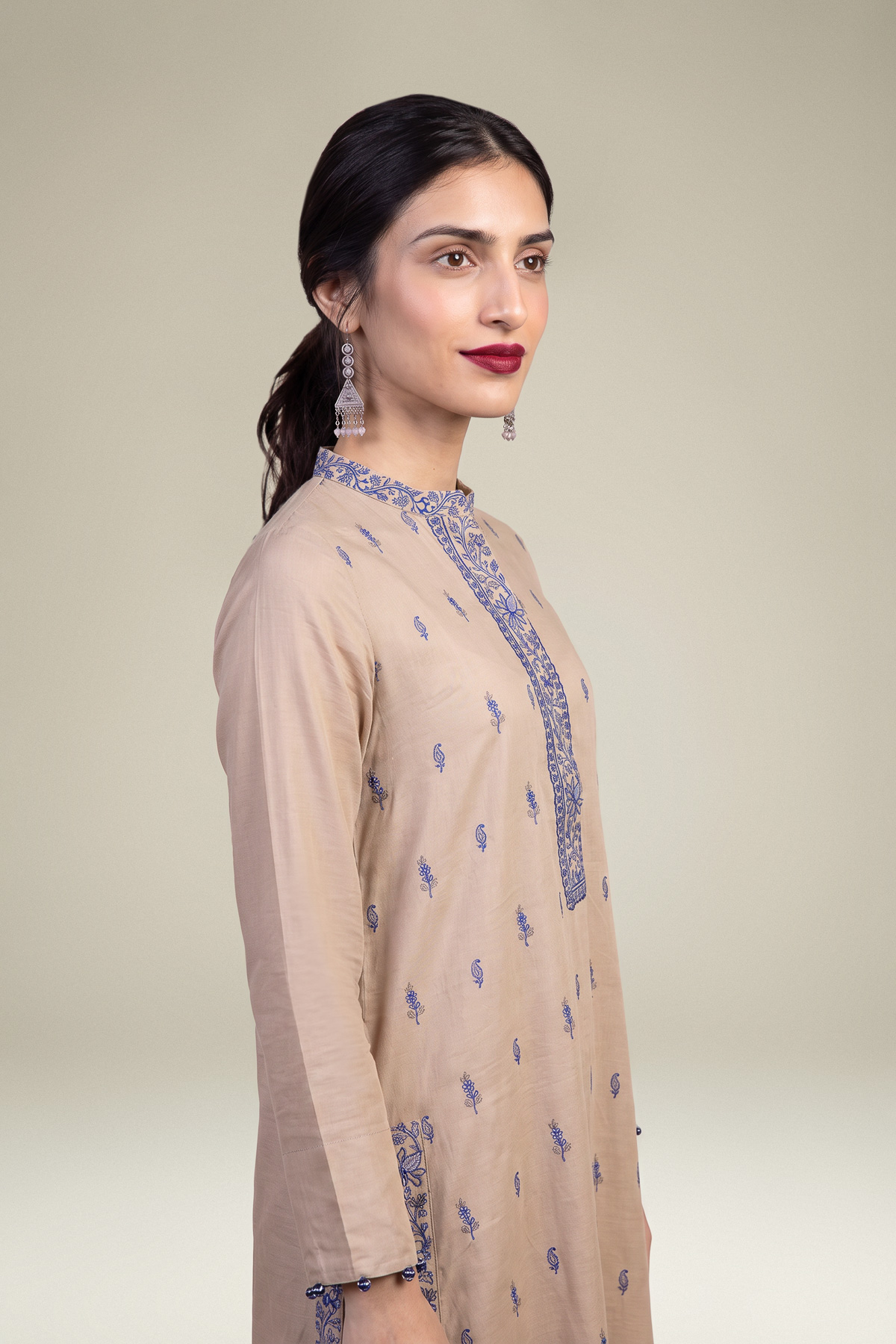 Embroidered Raw Silk Raw Silk Kurta - 1-26-309-B-D1-VG