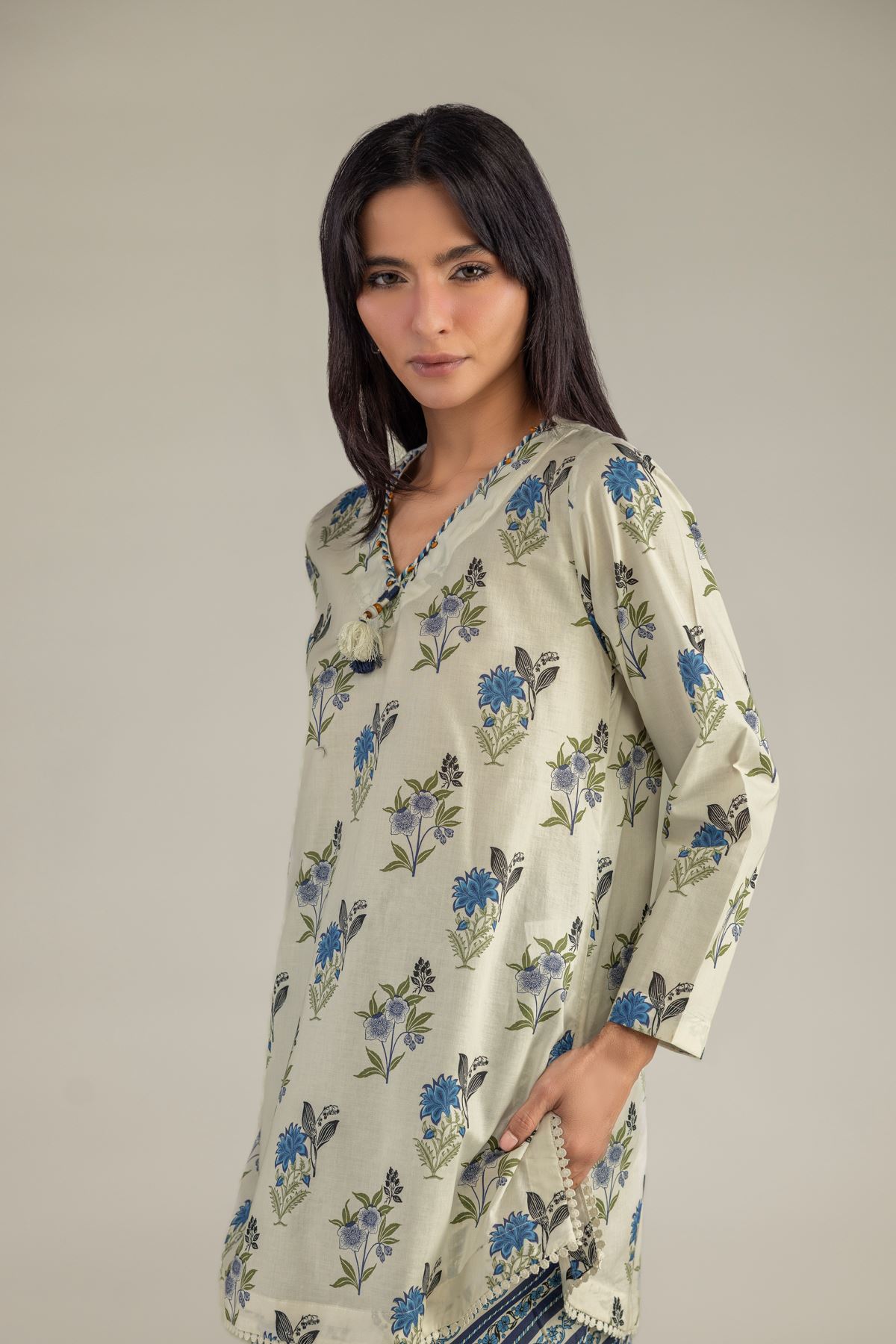 Printed Cambric Floral V-Neck Kurta - 12-26-301-A-E1-VG