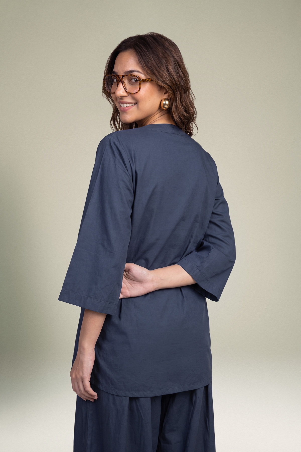 Dyed Poplin Navy V-Neck Kurta - 8-26-303-A-C1-VG