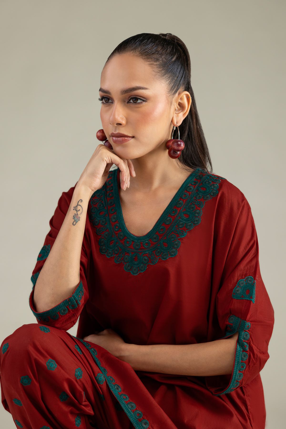 Embroidered Cambric Solid Cambric Kurta - 12-26-301-A-I1-VG