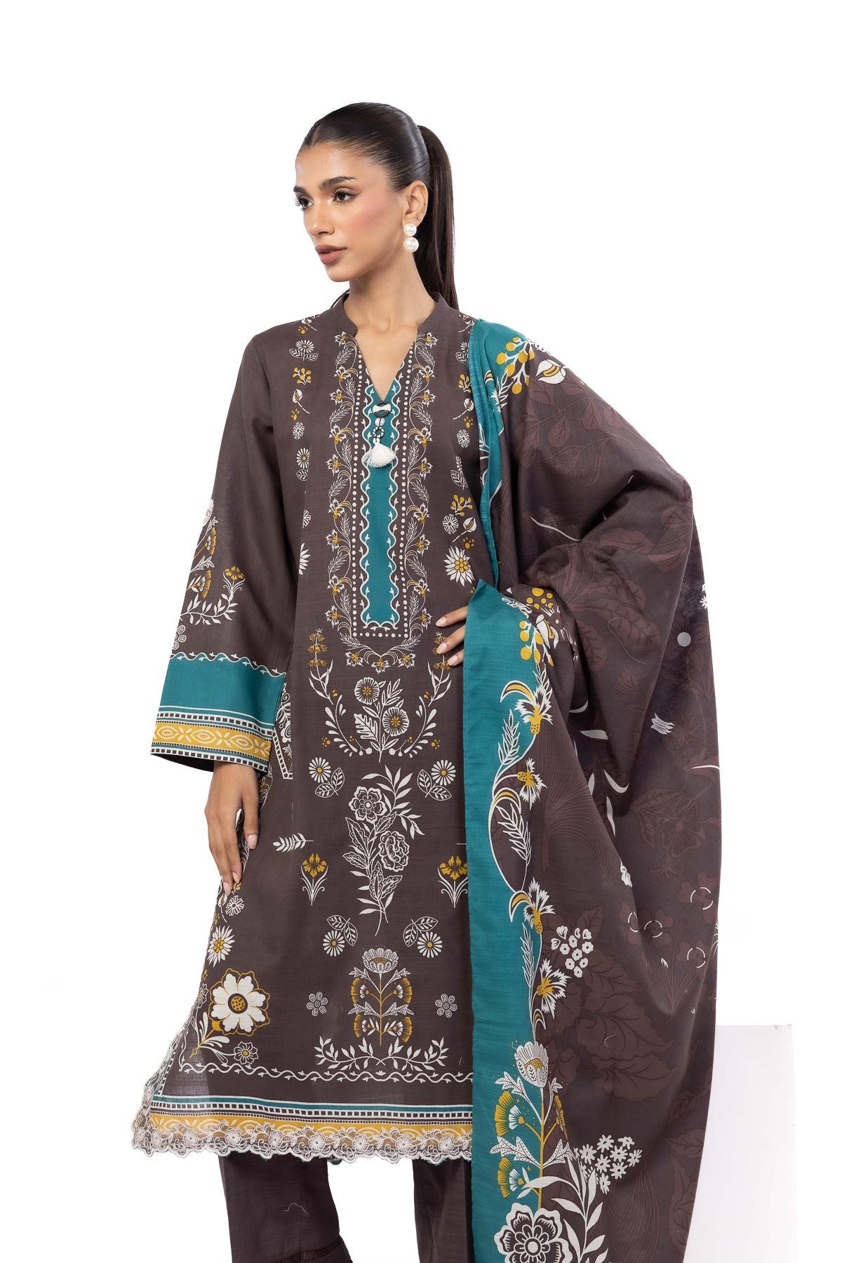 Embroidered Khaddar Fabrics 3 Piece - A22-26-102FG1-VG