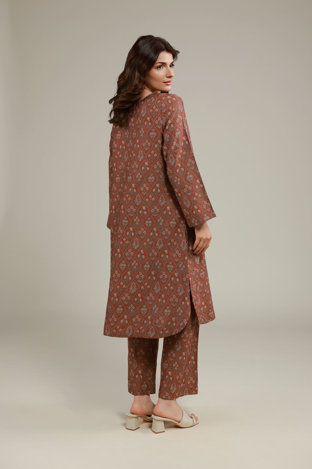 Dyed Jacquard Kurta - 25-10-11E9-07TB-VG