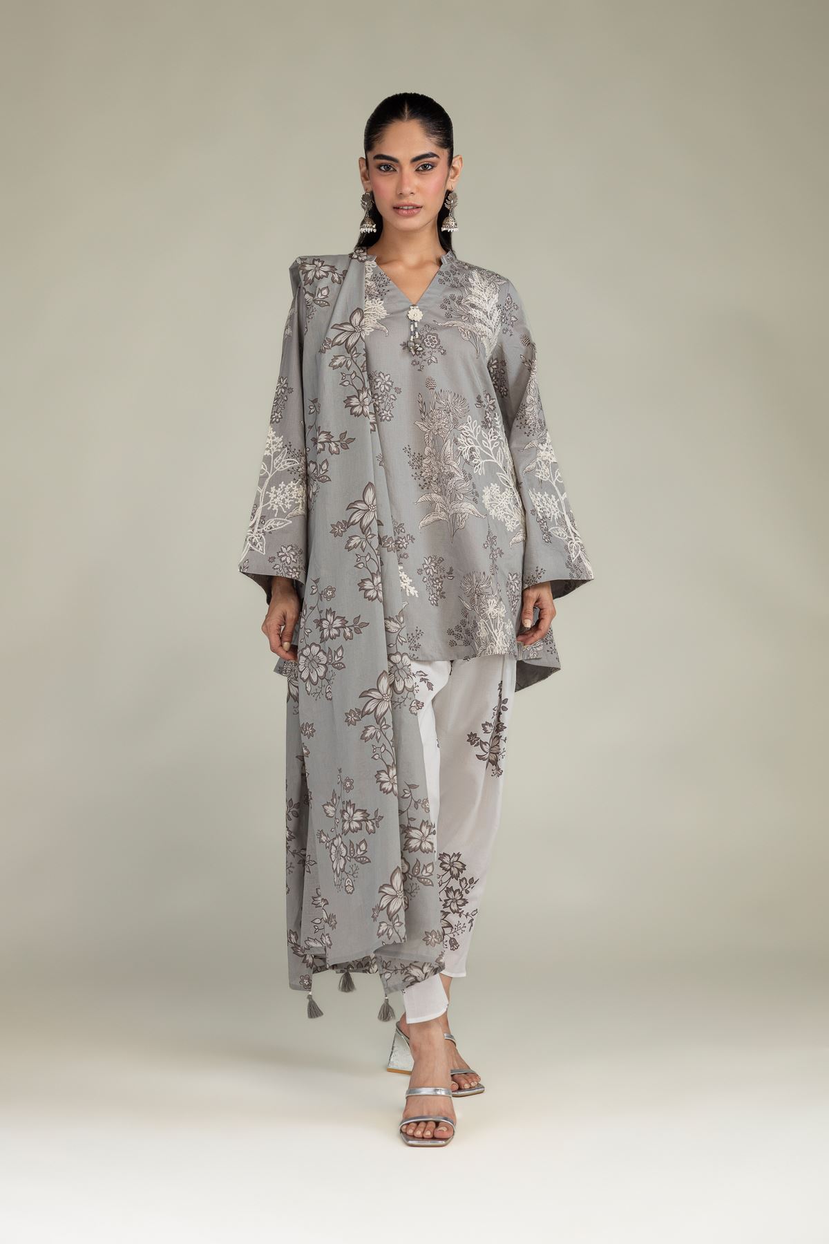 Embroidered Lawn Floral Lawn Dupatta - 1-26-102-A-F-VG