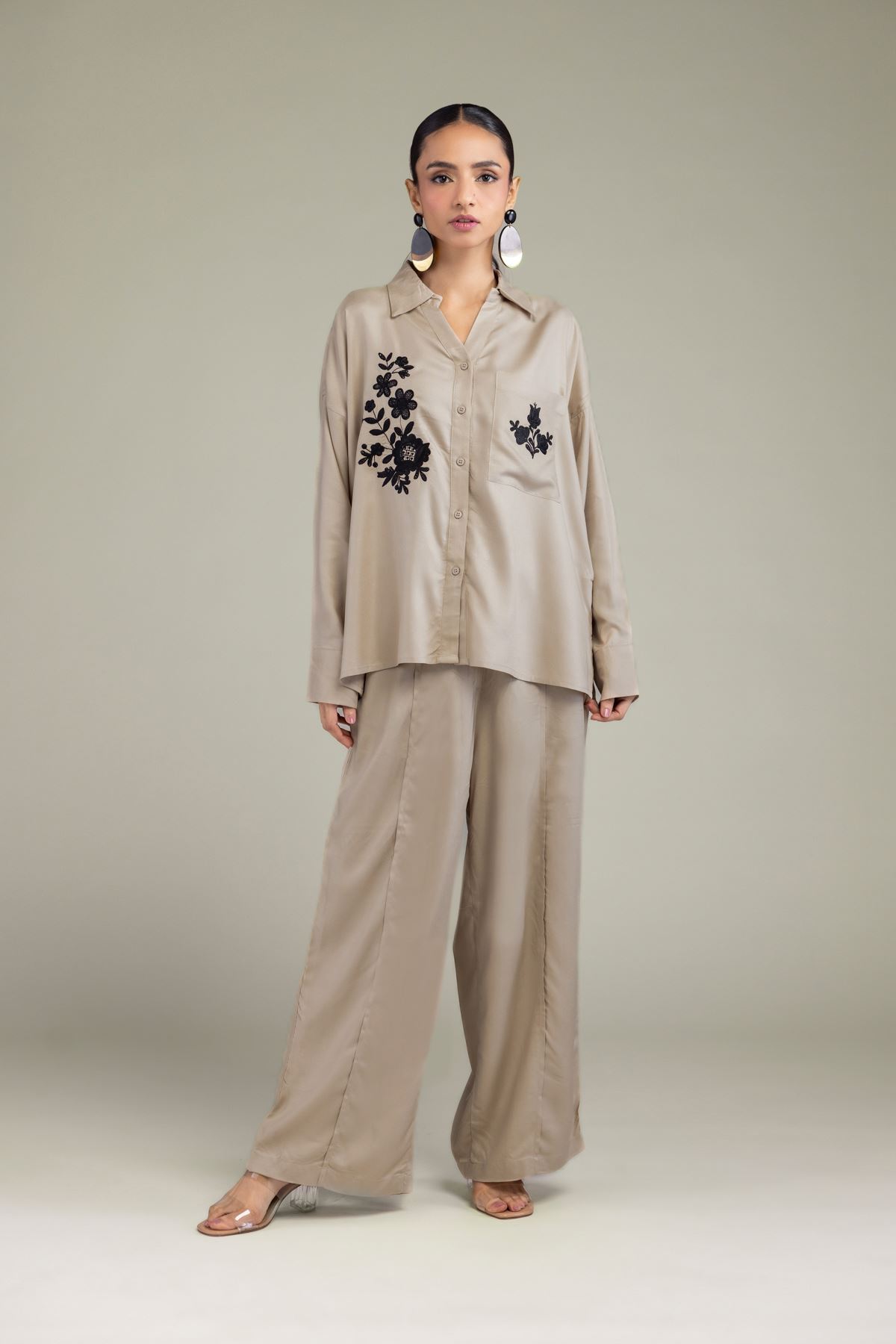 Embroidered Viscose Crepe Solid Beige Trousers - 6-26-202-A-A1-VG