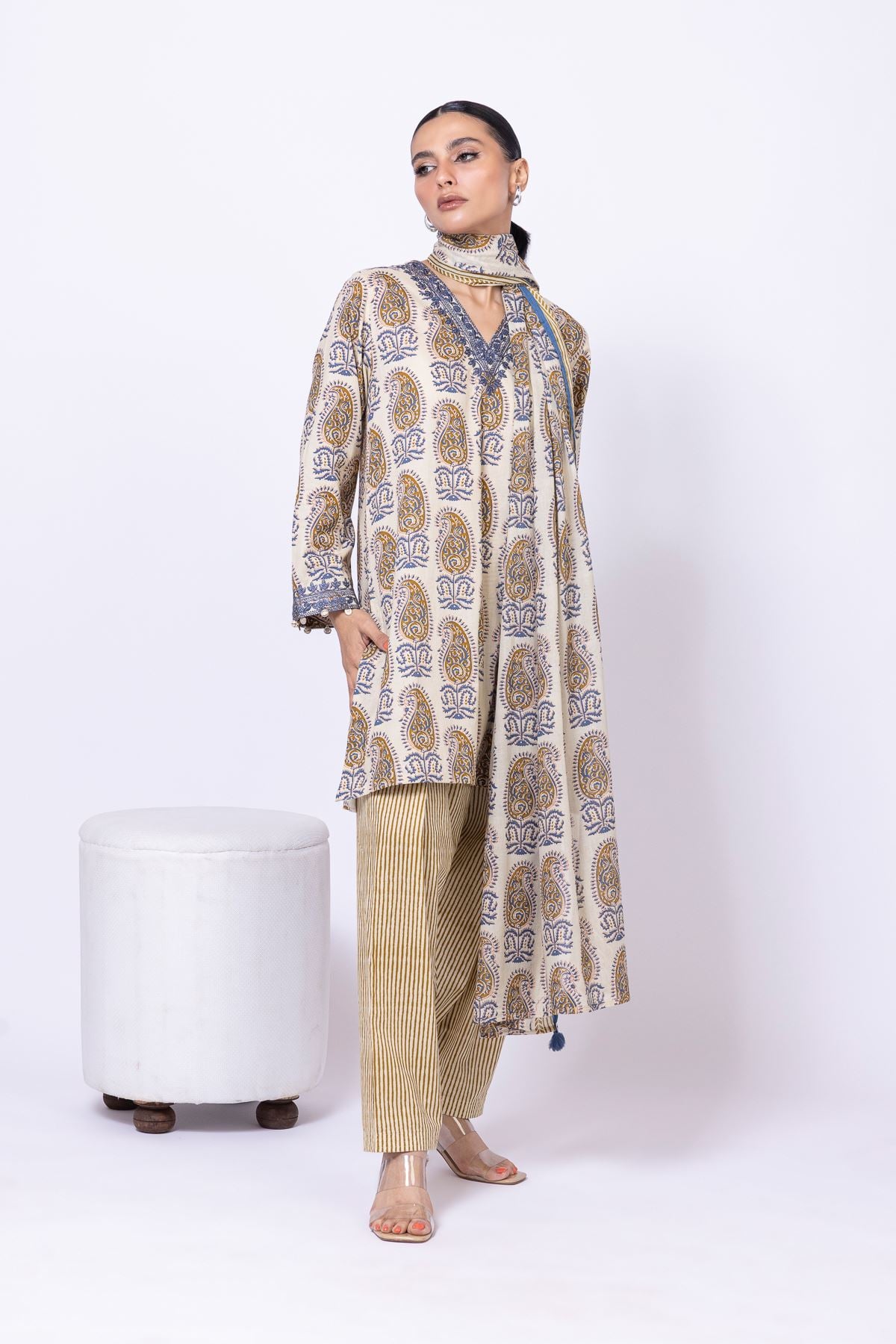 Embroidered Cambric Kurta - OTD4-EX22-08TA-VG